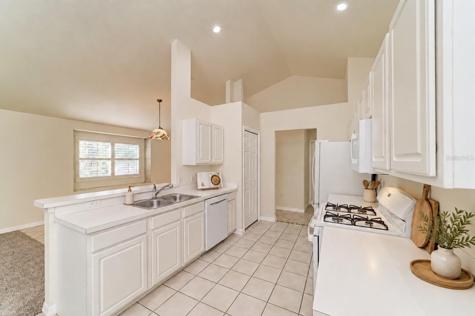 Single Family Residence at 12349 WOOD SAGE TER, BRADENTON, photo 14 of 35