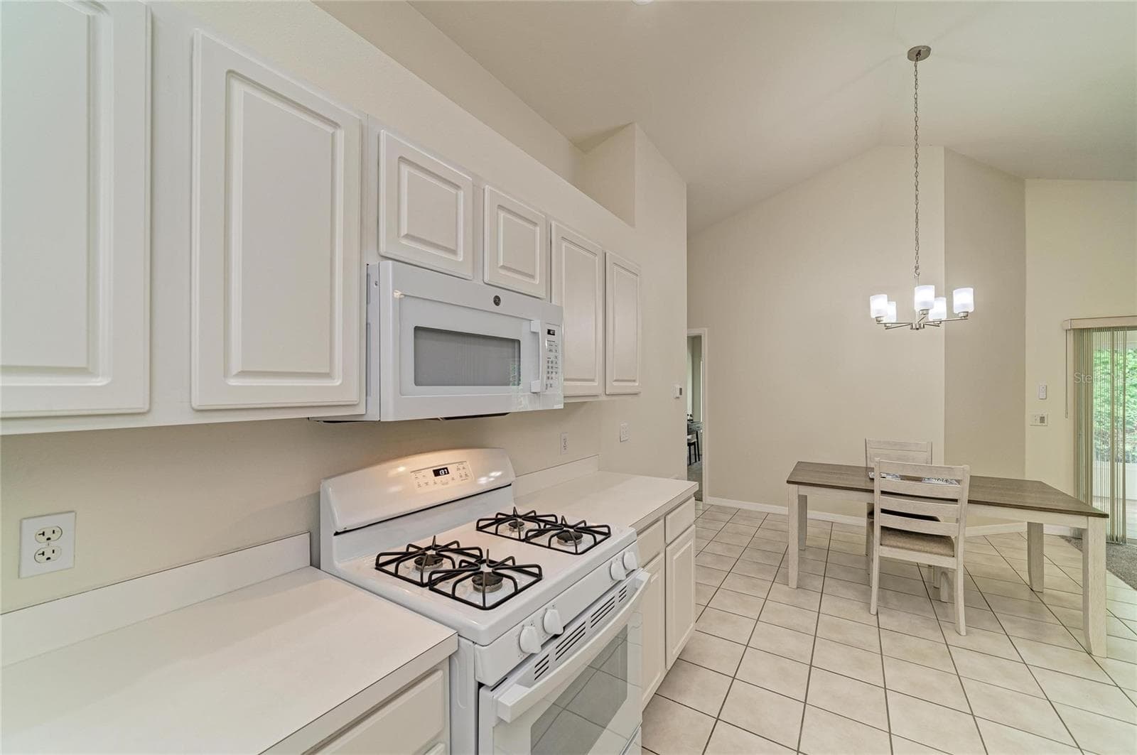 Single Family Residence at 12349 WOOD SAGE TER, BRADENTON, photo 15 of 35
