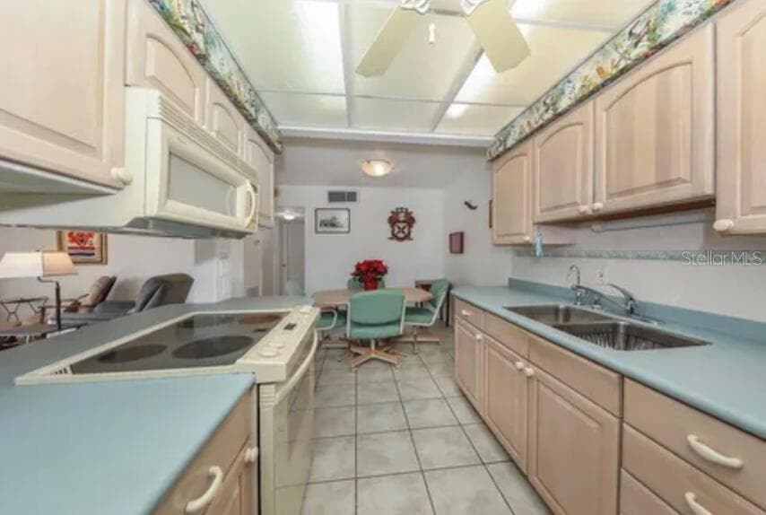 Condominium at 612 GUILD DR #20, VENICE, photo 8 of 15