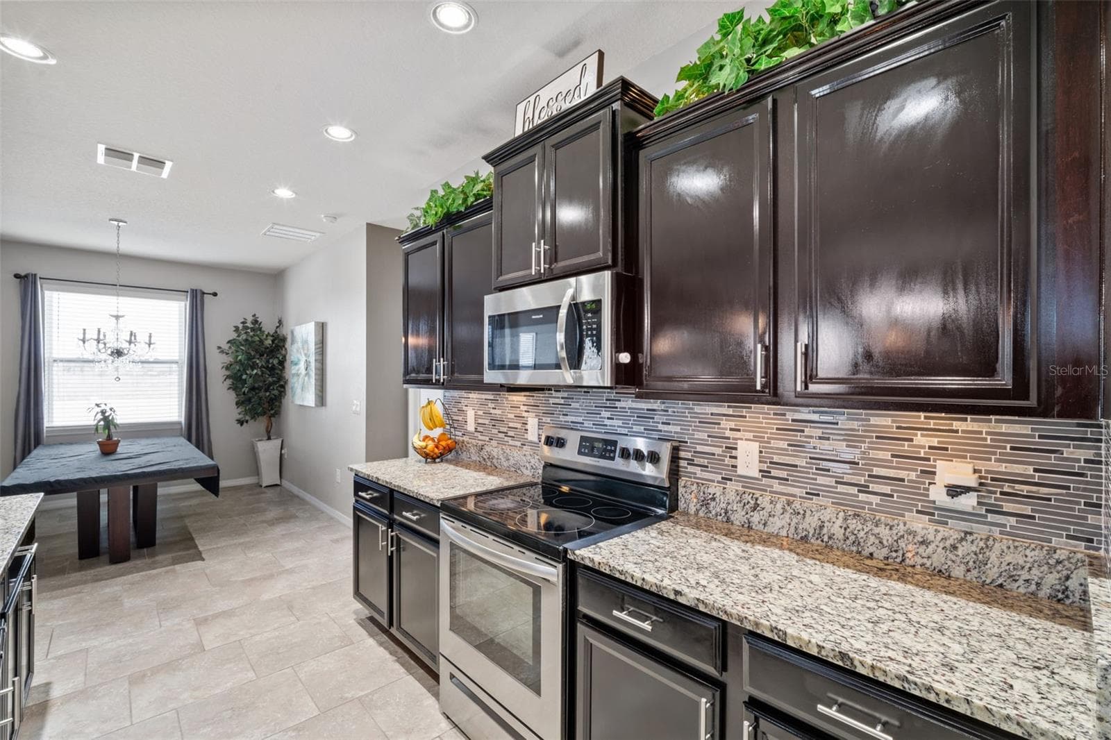 Single Family Residence at 1941 PARTIN TERRACE RD, KISSIMMEE, photo 6 of 38