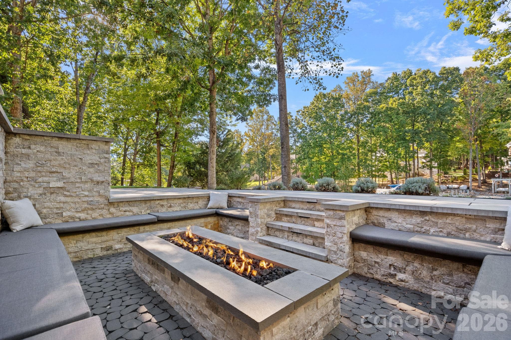 Custom in ground fire feature for winter nights - 148 Sunrise Circle, Mooresville