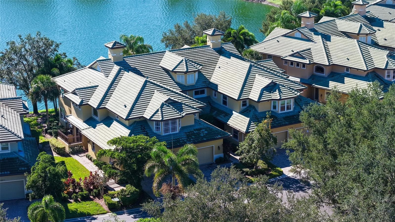 Condominium at 6531 MOORINGS POINT CIR #102, LAKEWOOD RANCH, photo 3 of 81