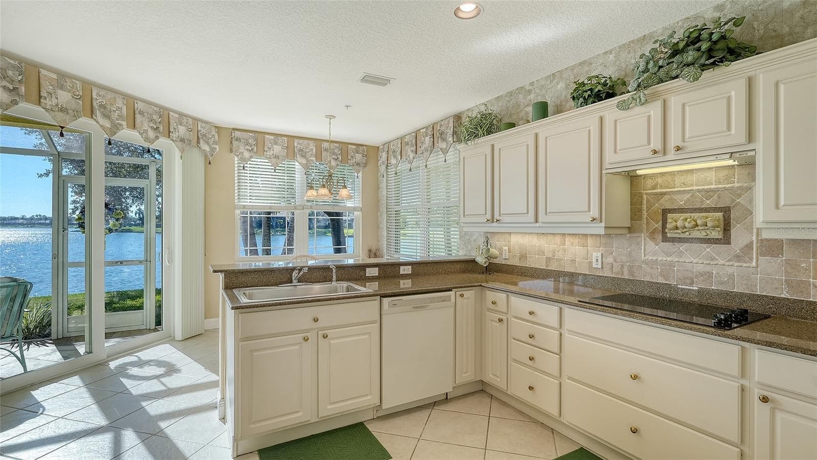 Condominium at 6531 MOORINGS POINT CIR #102, LAKEWOOD RANCH, photo 19 of 81