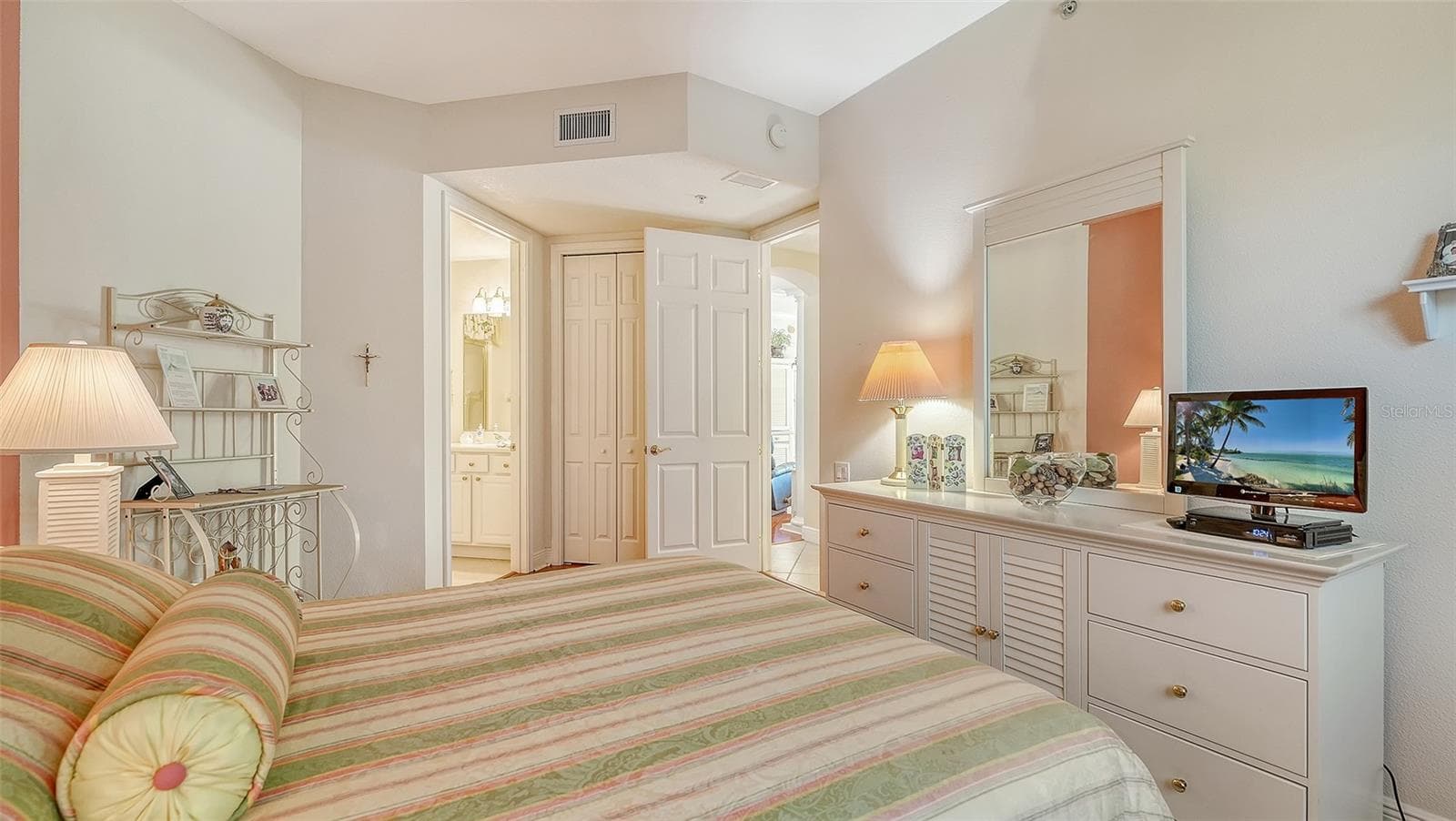 Condominium at 6531 MOORINGS POINT CIR #102, LAKEWOOD RANCH, photo 31 of 81