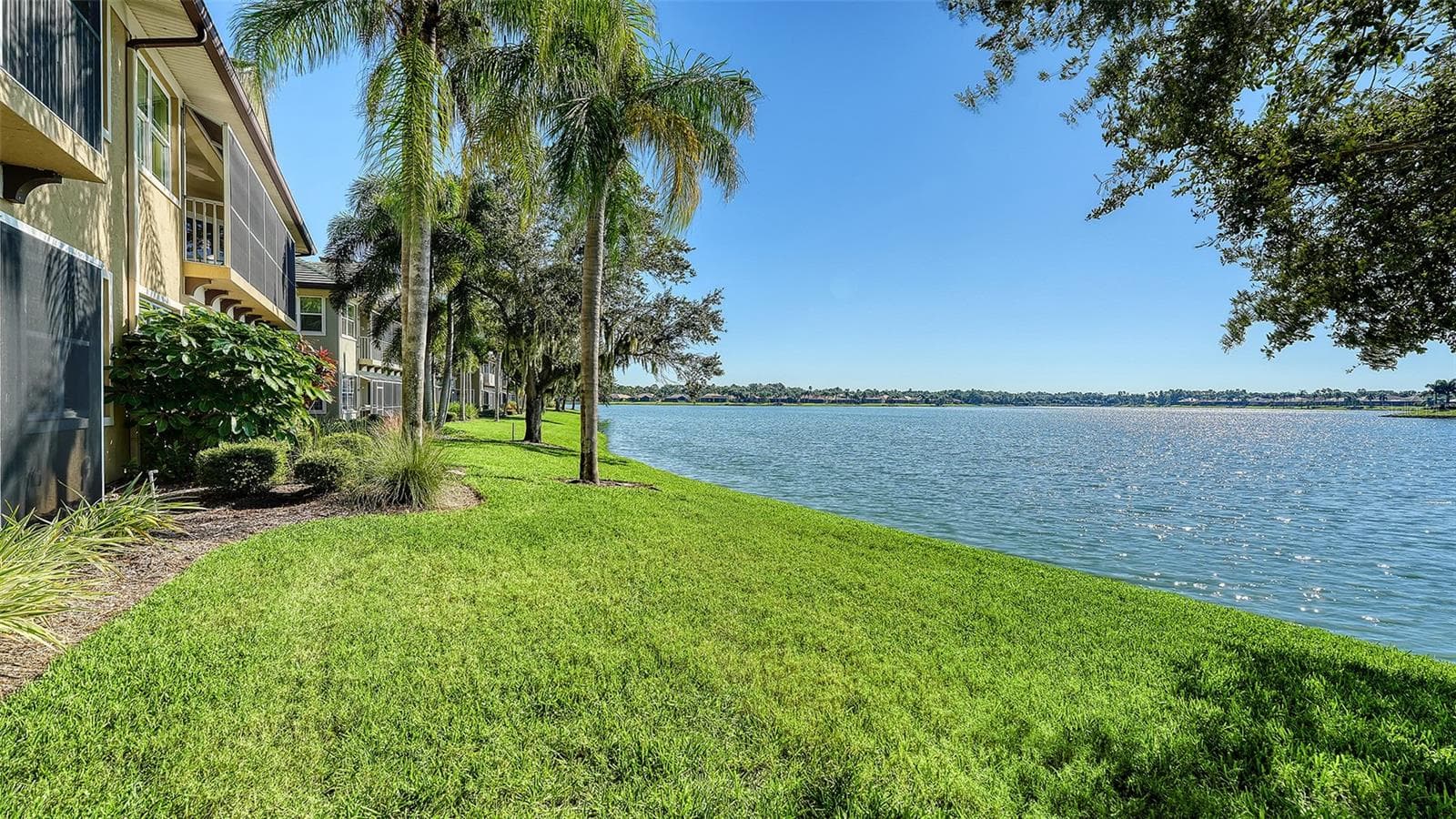 Condominium at 6531 MOORINGS POINT CIR #102, LAKEWOOD RANCH, photo 39 of 81