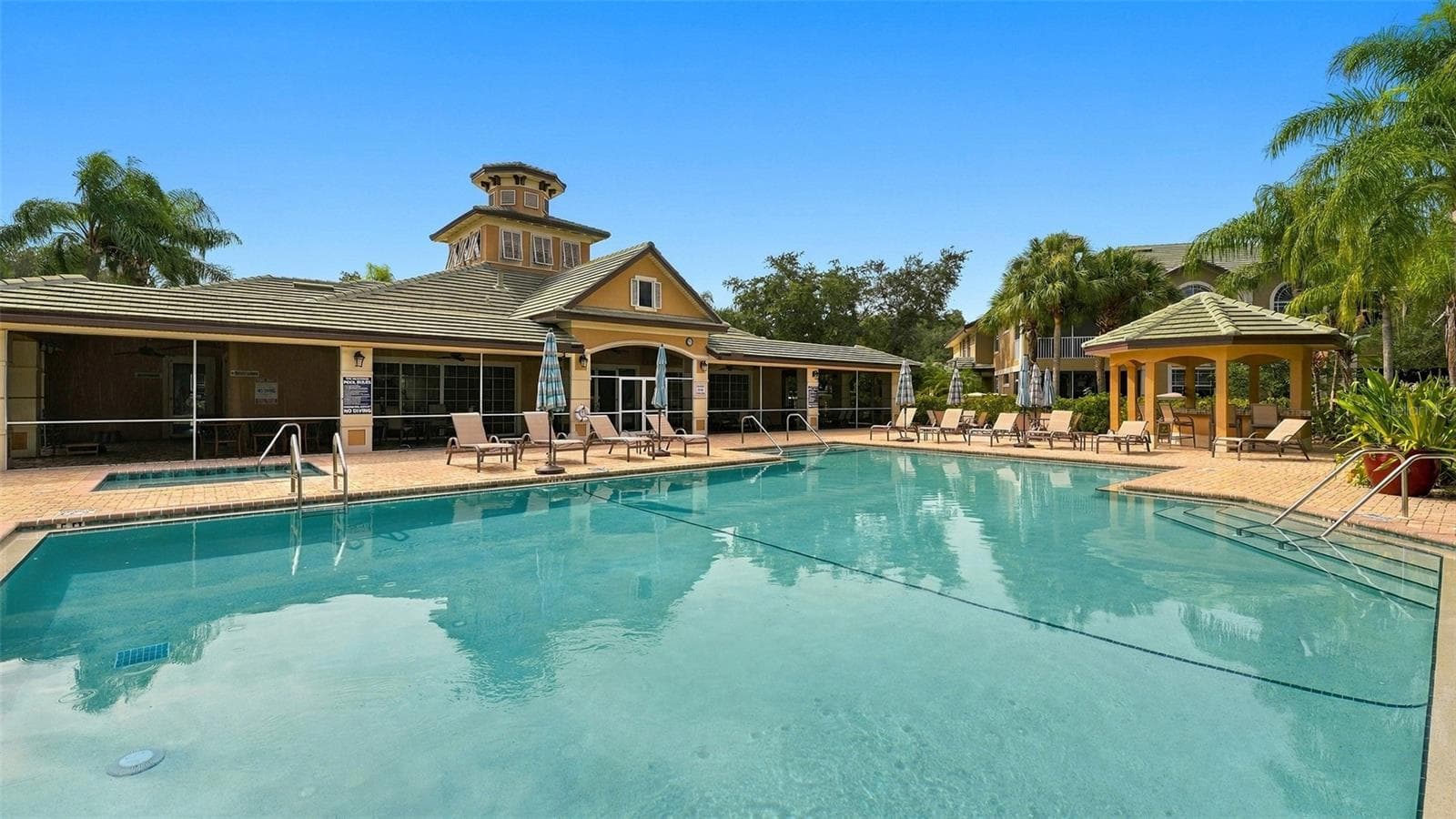 Condominium at 6531 MOORINGS POINT CIR #102, LAKEWOOD RANCH, photo 60 of 81