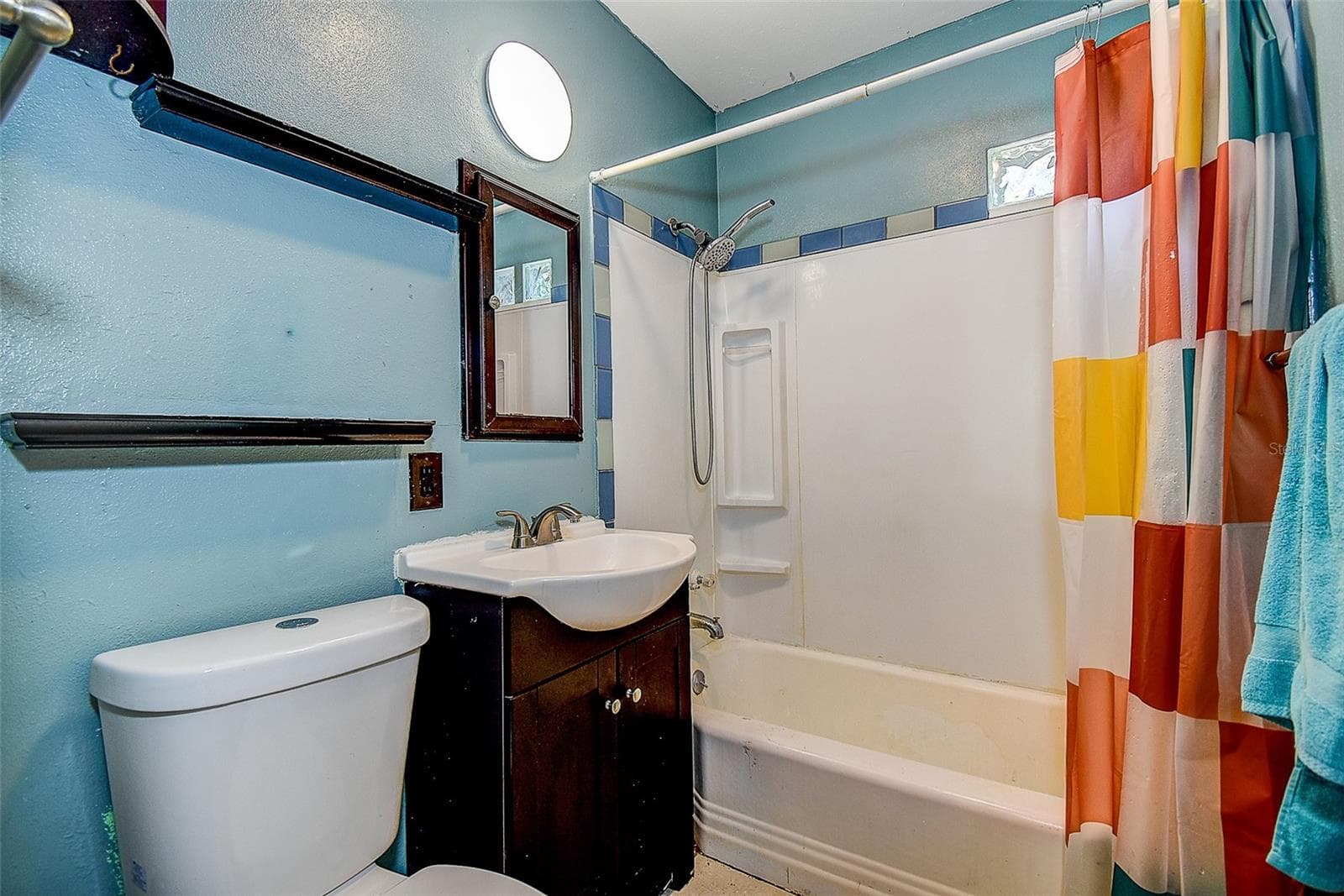 Bathroom - 498 STREMMA RD, LARGO