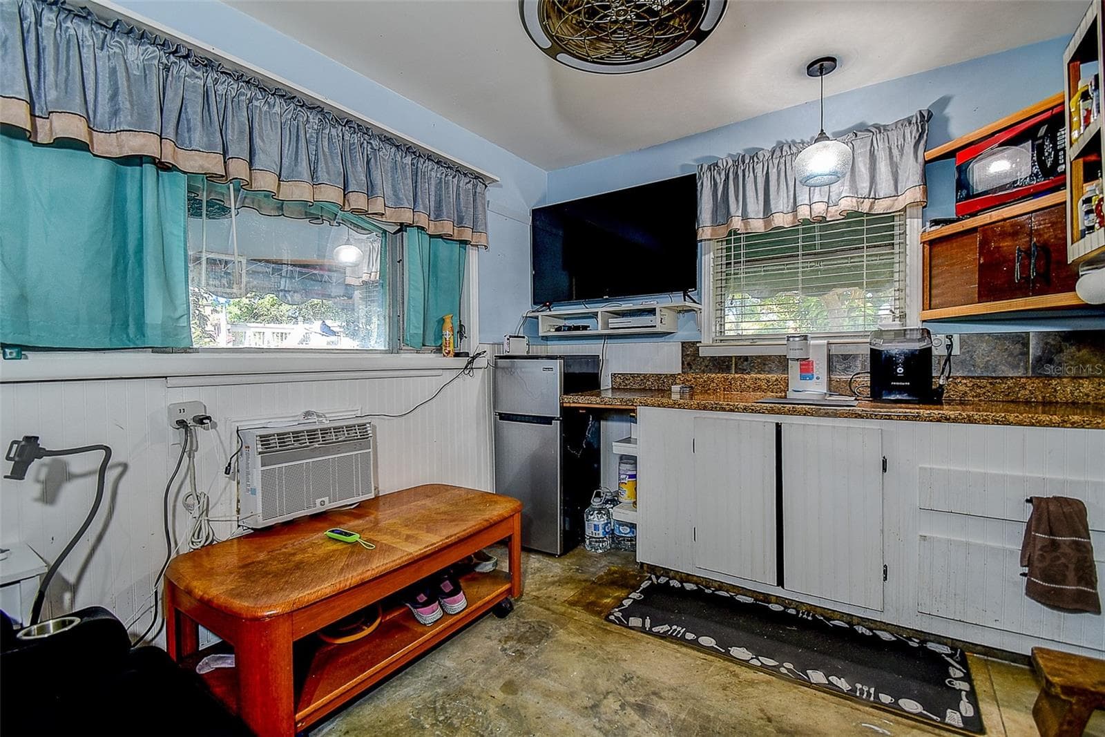 Cottage living area - 498 STREMMA RD, LARGO