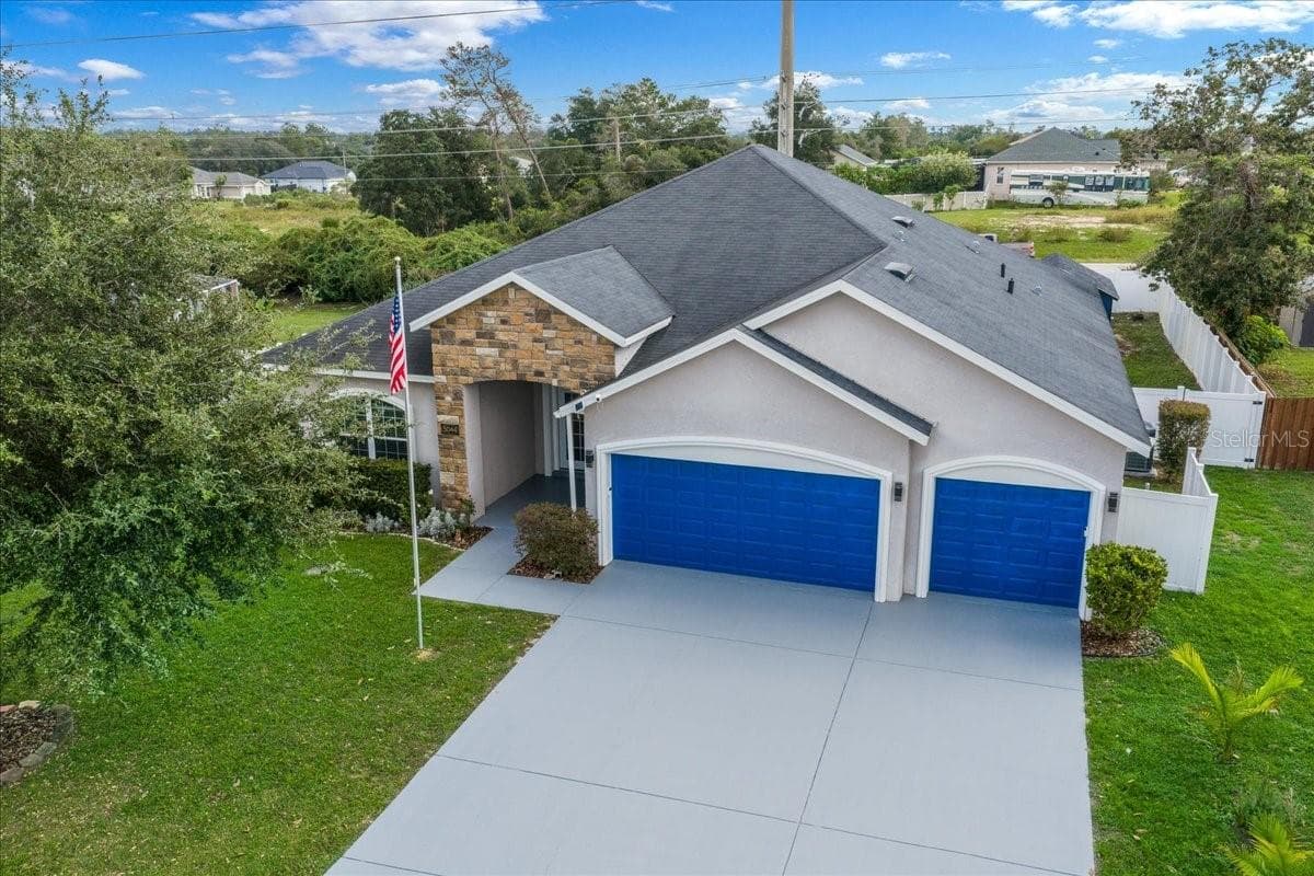 Single Family Residence at 5044 SW 104TH LOOP, OCALA, photo 2 of 45