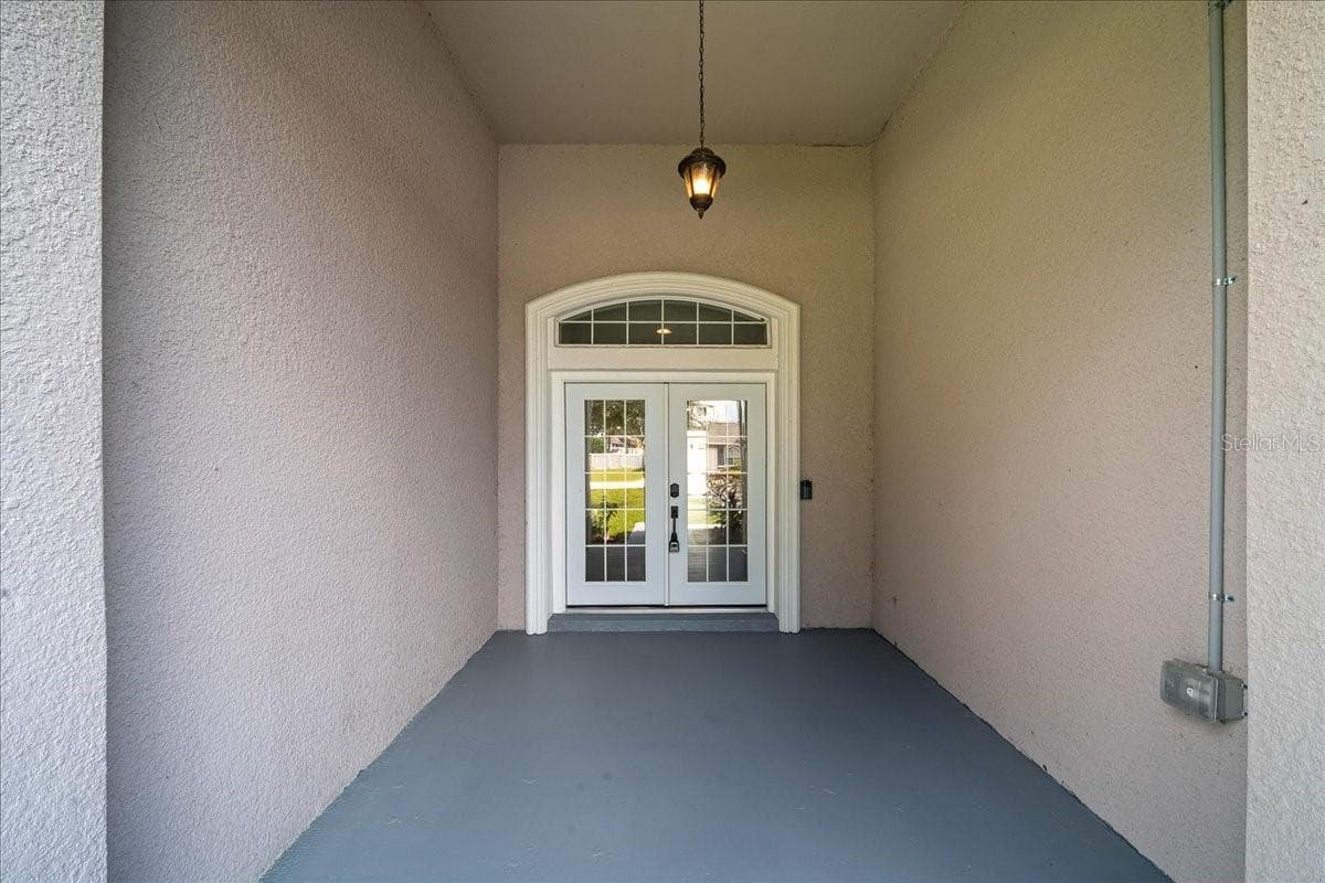 Single Family Residence at 5044 SW 104TH LOOP, OCALA, photo 4 of 45