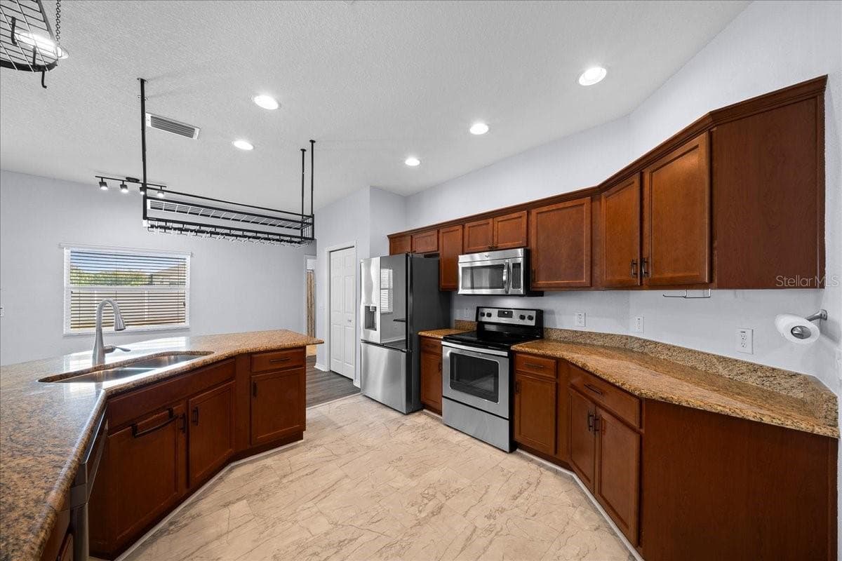 Single Family Residence at 5044 SW 104TH LOOP, OCALA, photo 14 of 45