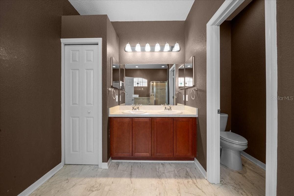 Primary bath - 5044 SW 104TH LOOP, OCALA