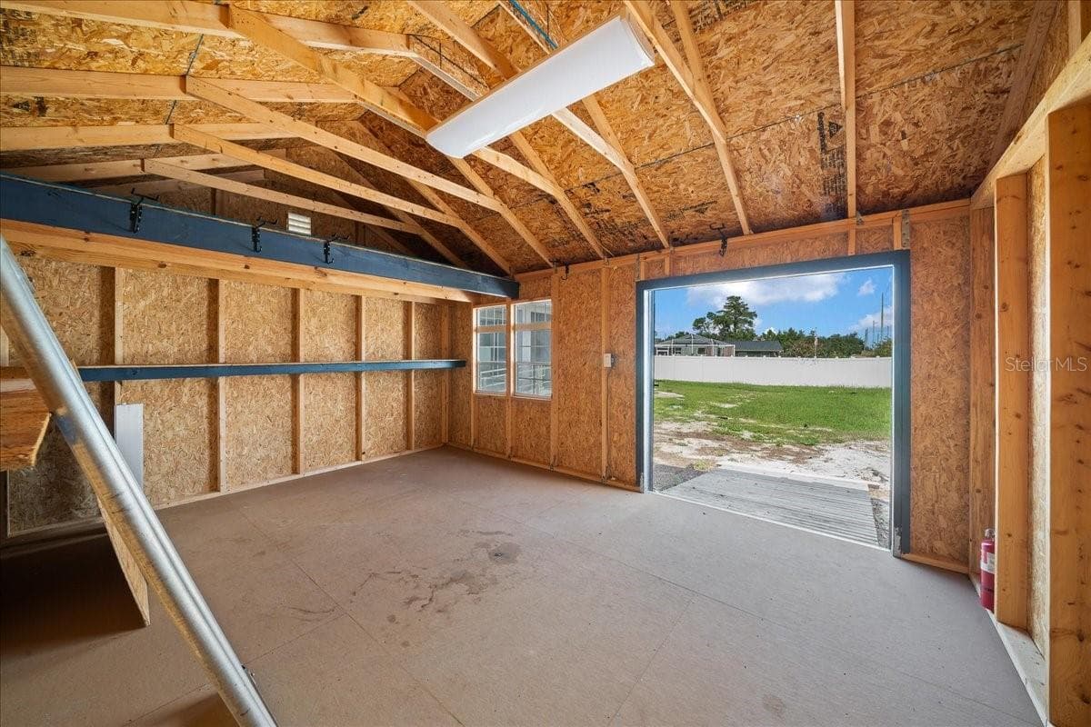 On site built shed - 5044 SW 104TH LOOP, OCALA