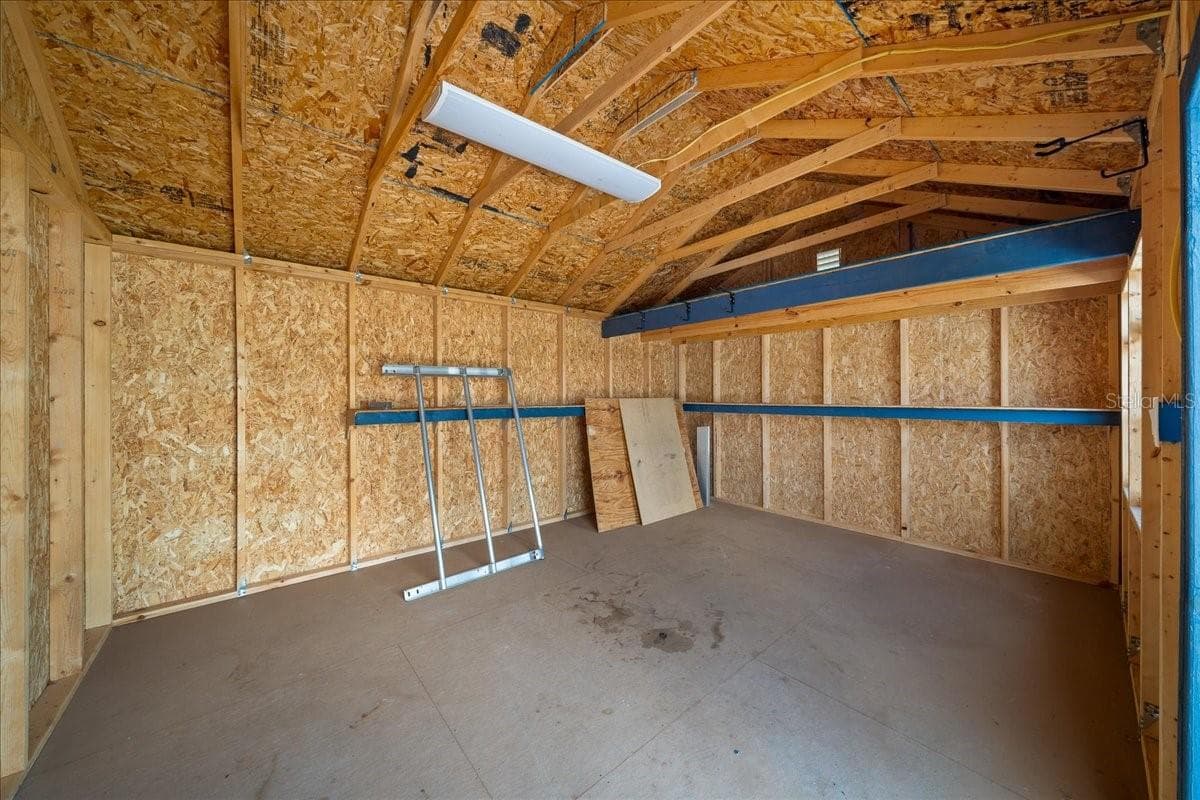 On site built shed - 5044 SW 104TH LOOP, OCALA