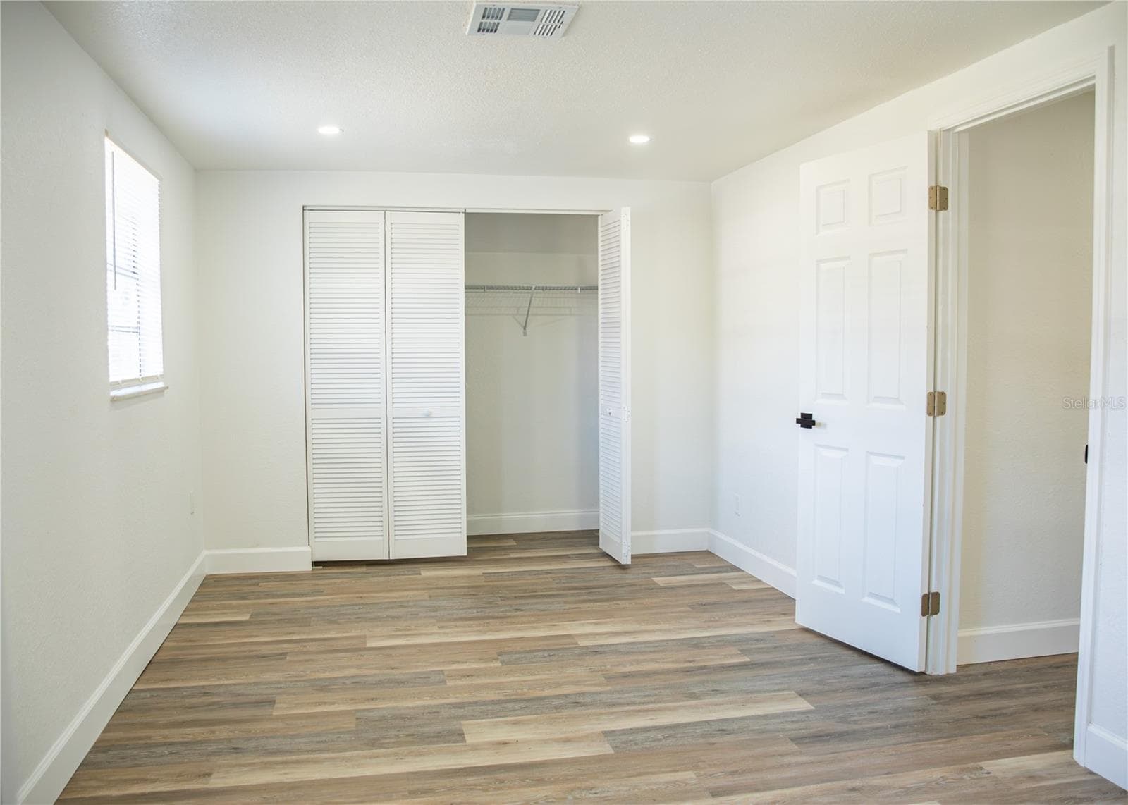 Single Family Residence at 3414 CARIOCA CT, TAMPA, photo 27 of 41