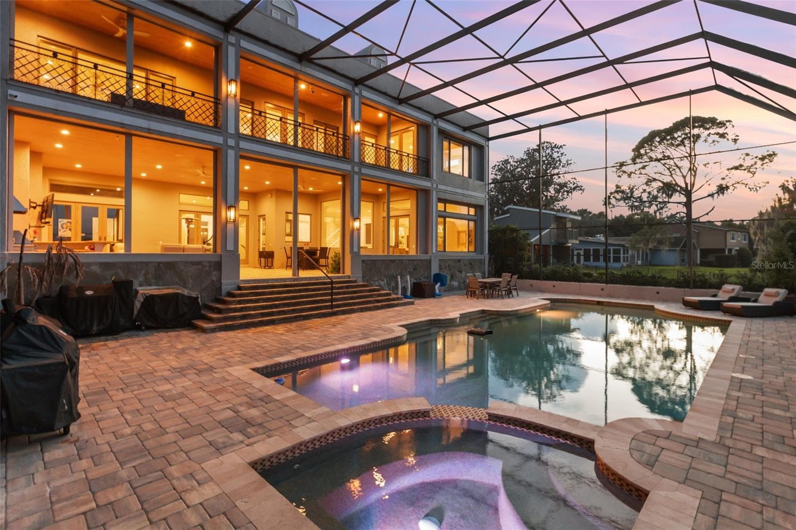 Pool at night - 6091 LINNEAL BEACH DR, APOPKA