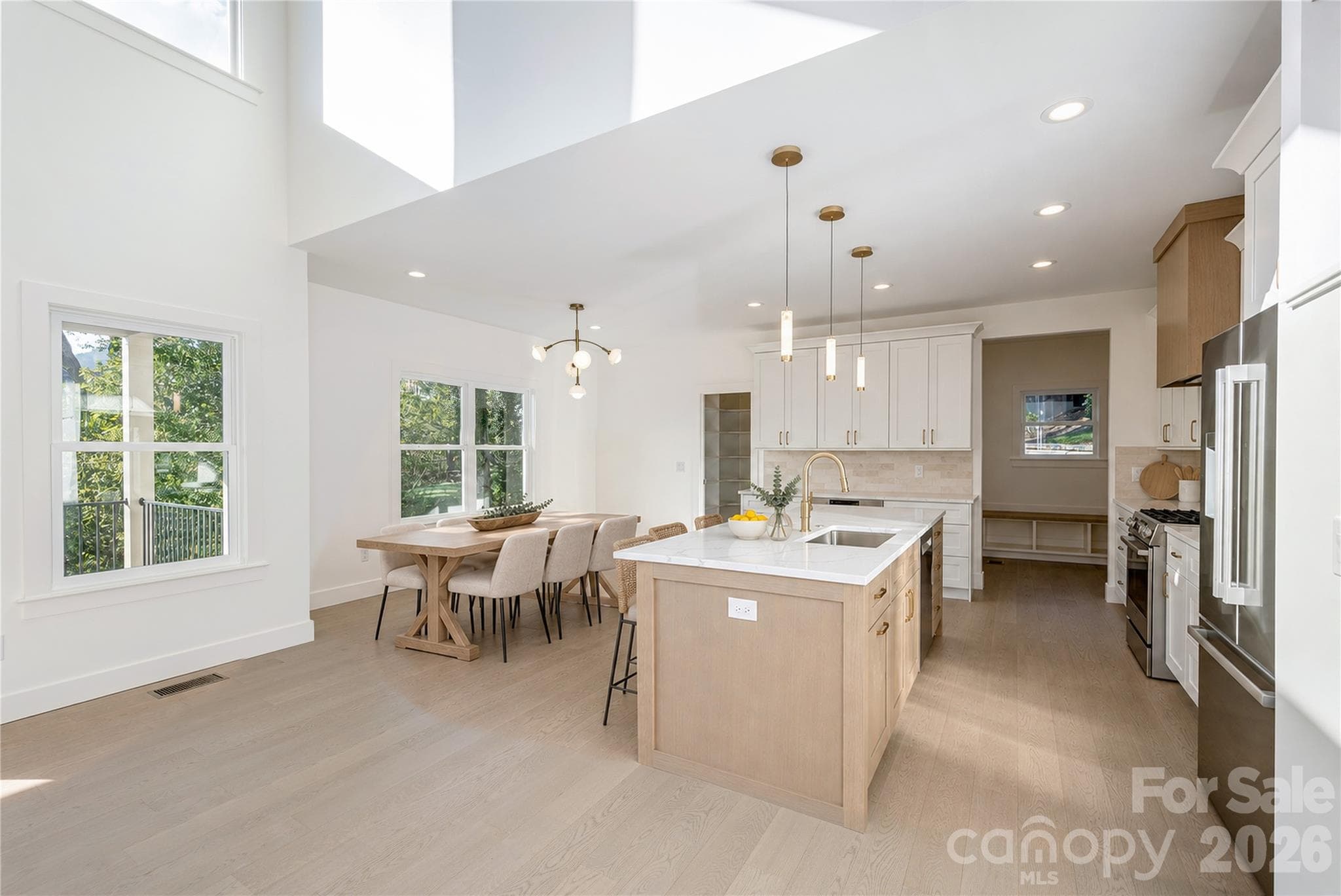 Kitchen - 159 Meadow Breeze Road, Arden