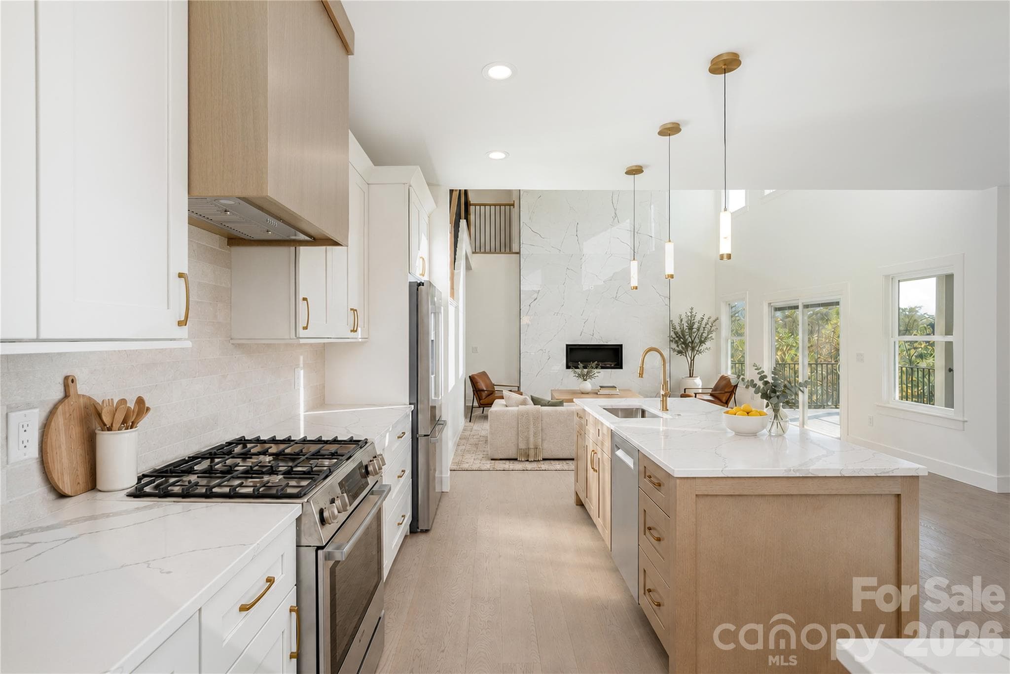 Kitchen - 159 Meadow Breeze Road, Arden