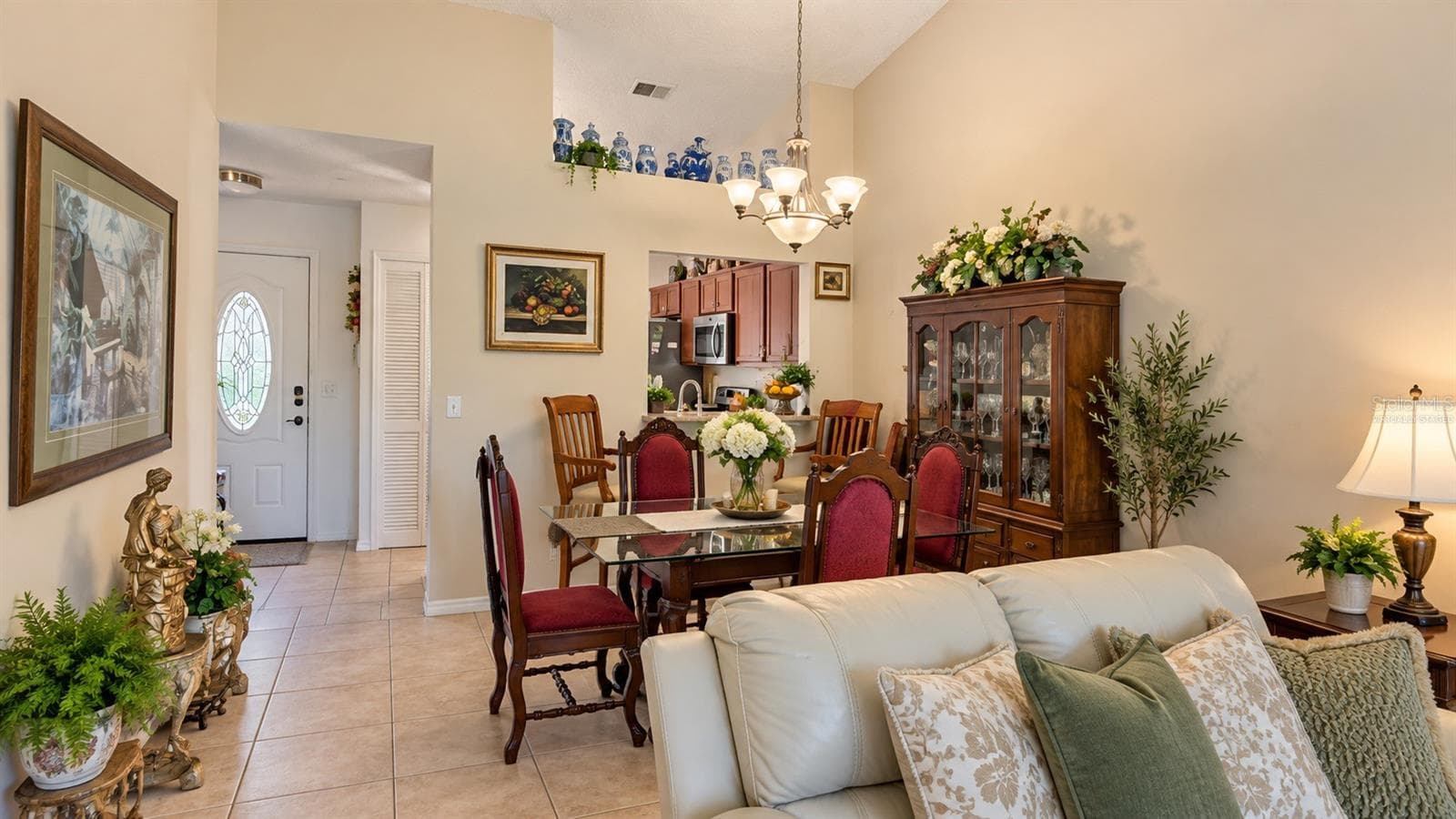 virtually staged. - 98 PINE ISLAND CIR, KISSIMMEE