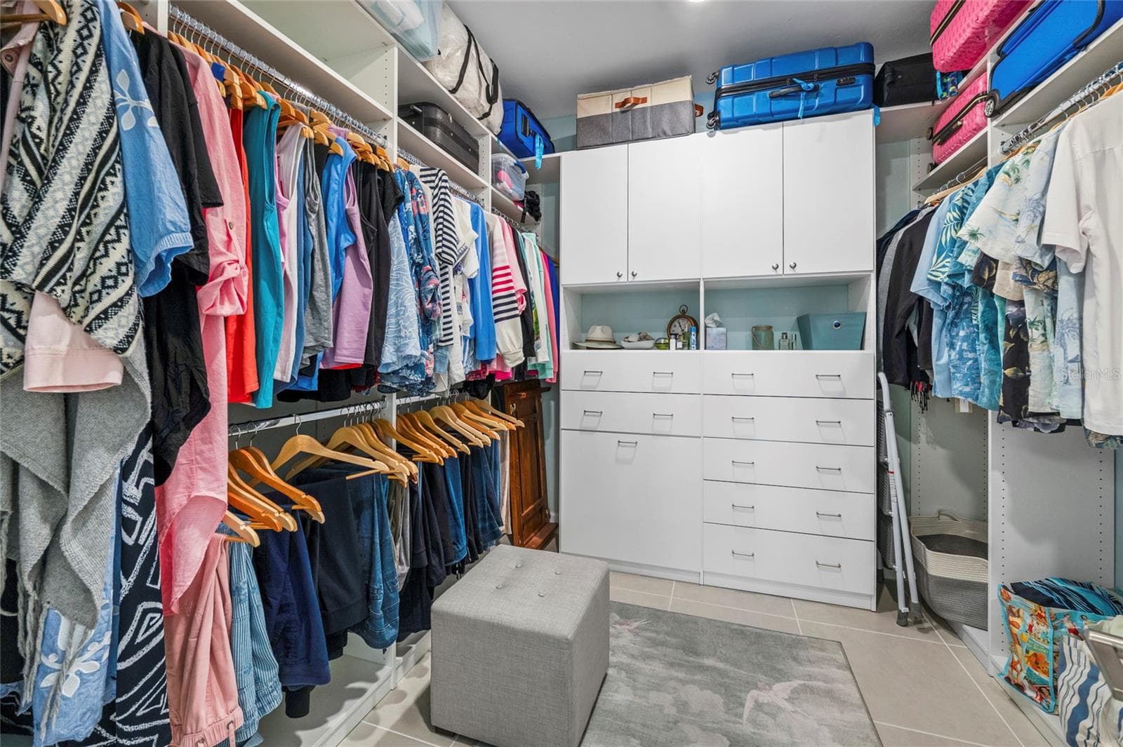 Primary Closet with Custom Organization - 5437 SILVERSIDE PINE CT, LAKEWOOD RANCH