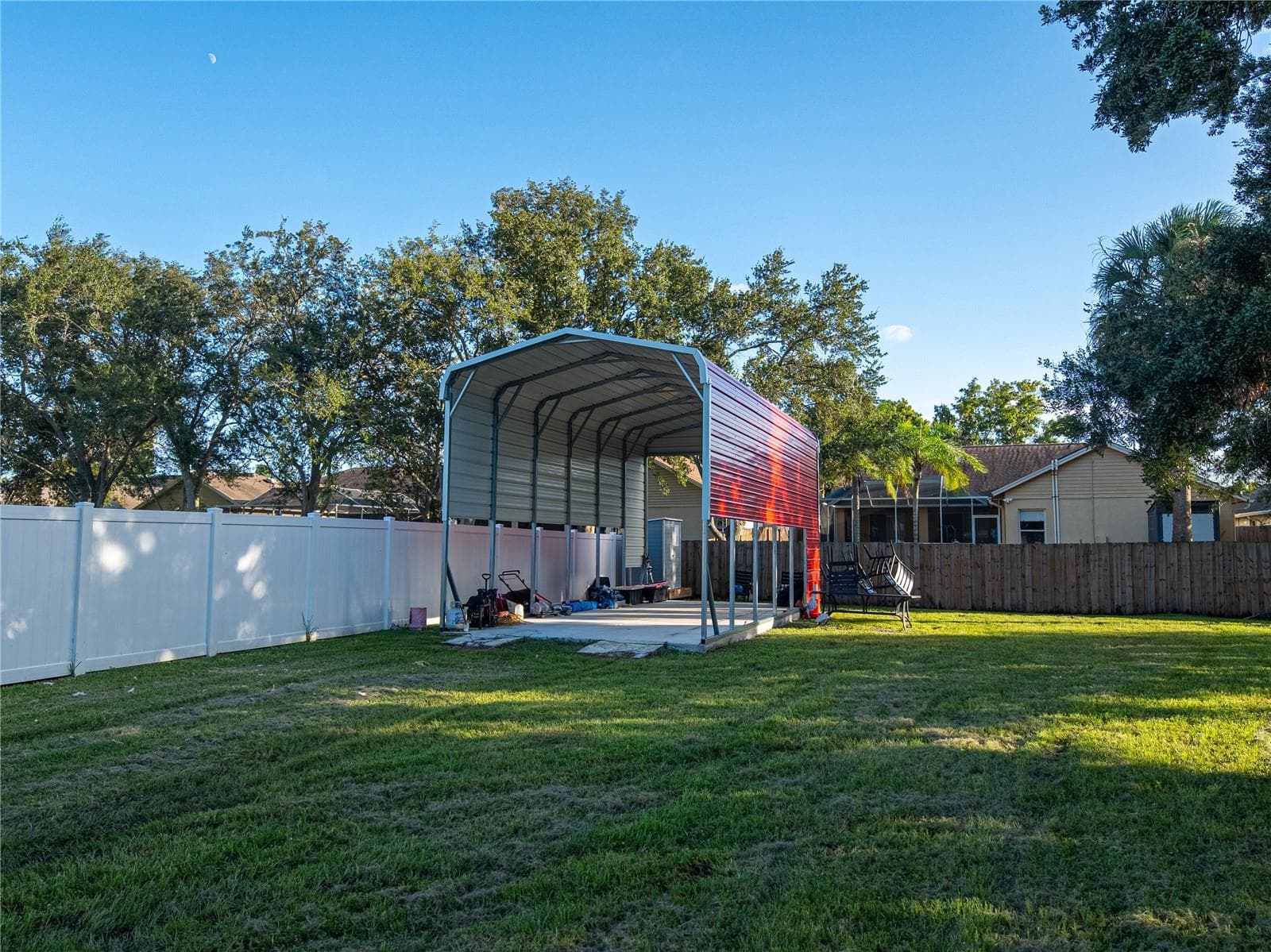 Single Family Residence at 9014 W NORFOLK ST, TAMPA, photo 22 of 25