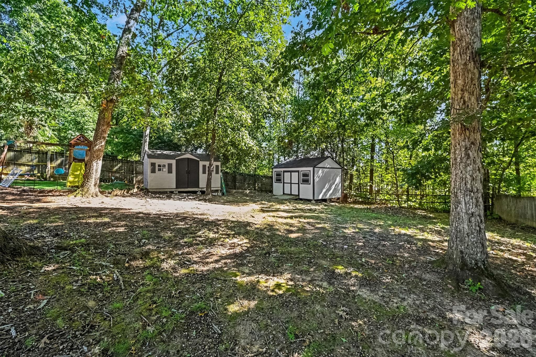 Large backyard with shop and shade - 129 Shade Tree Circle, Fort Mill