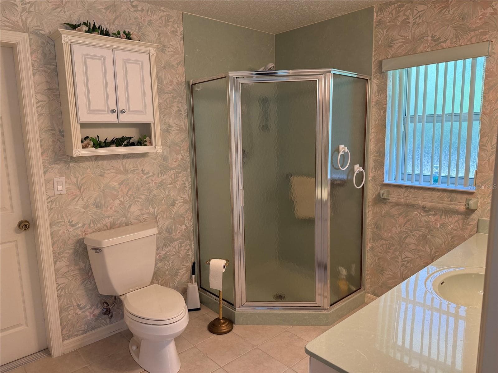 Master bath - 43 BULOW WOODS CIRCLE CIR, FLAGLER BEACH