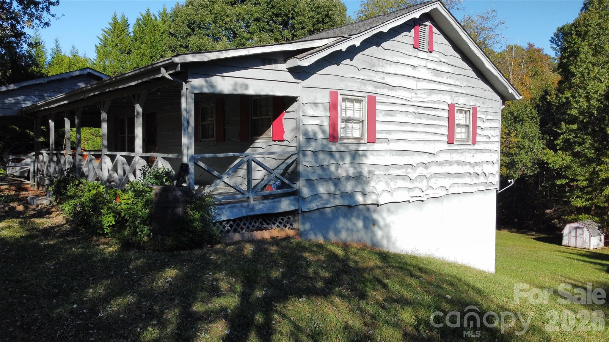 Single Family Residence at 2727 Haas Lane, Lenoir, photo 3 of 44