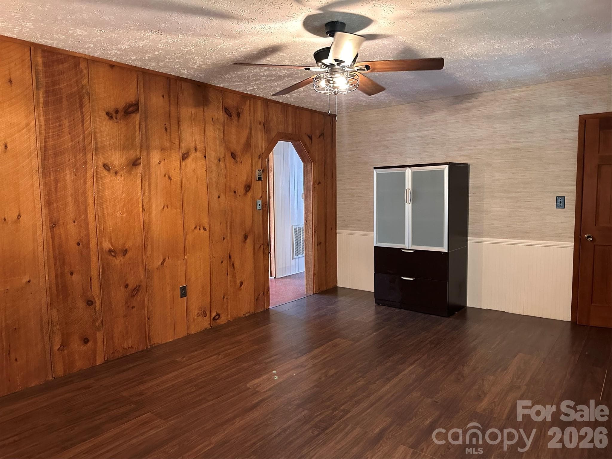 Single Family Residence at 2727 Haas Lane, Lenoir, photo 12 of 44