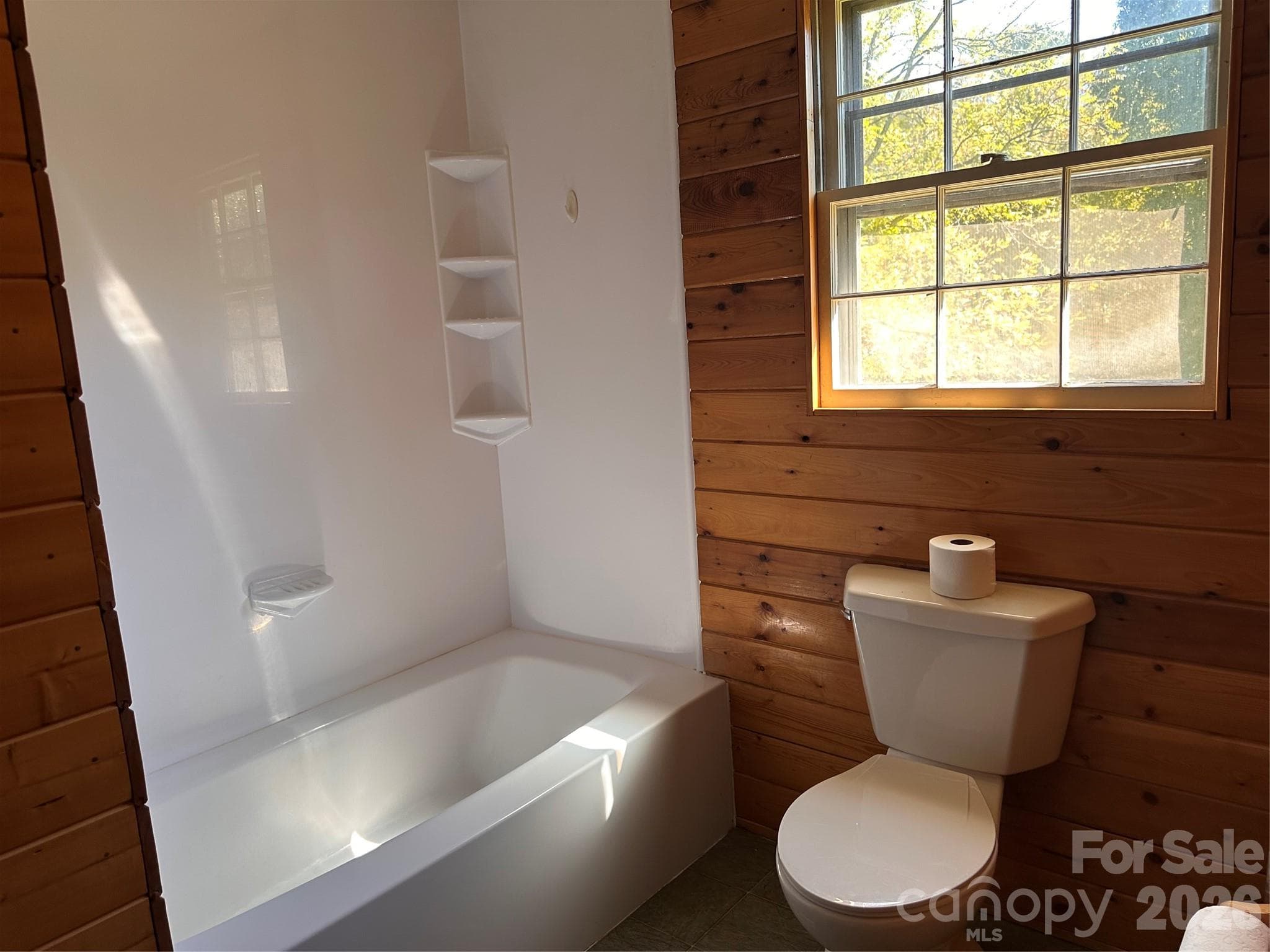 Single Family Residence at 2727 Haas Lane, Lenoir, photo 16 of 44