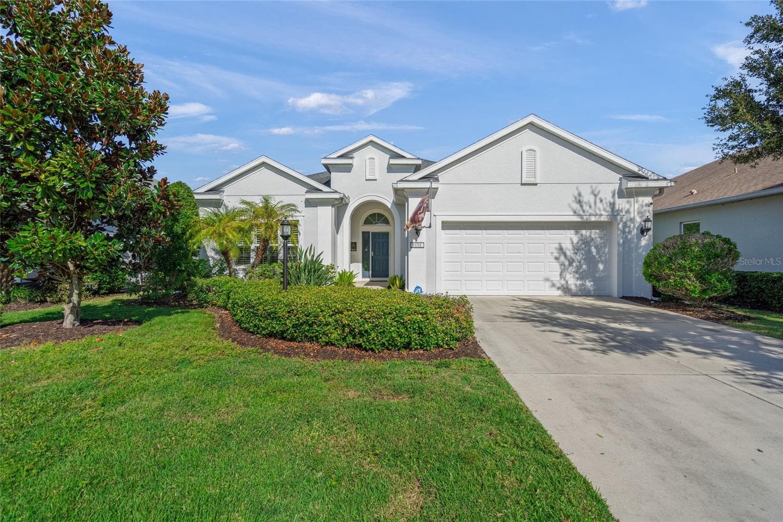 Single Family Residence at 11711 GRAMERCY PARK AVE, BRADENTON, photo 4 of 58