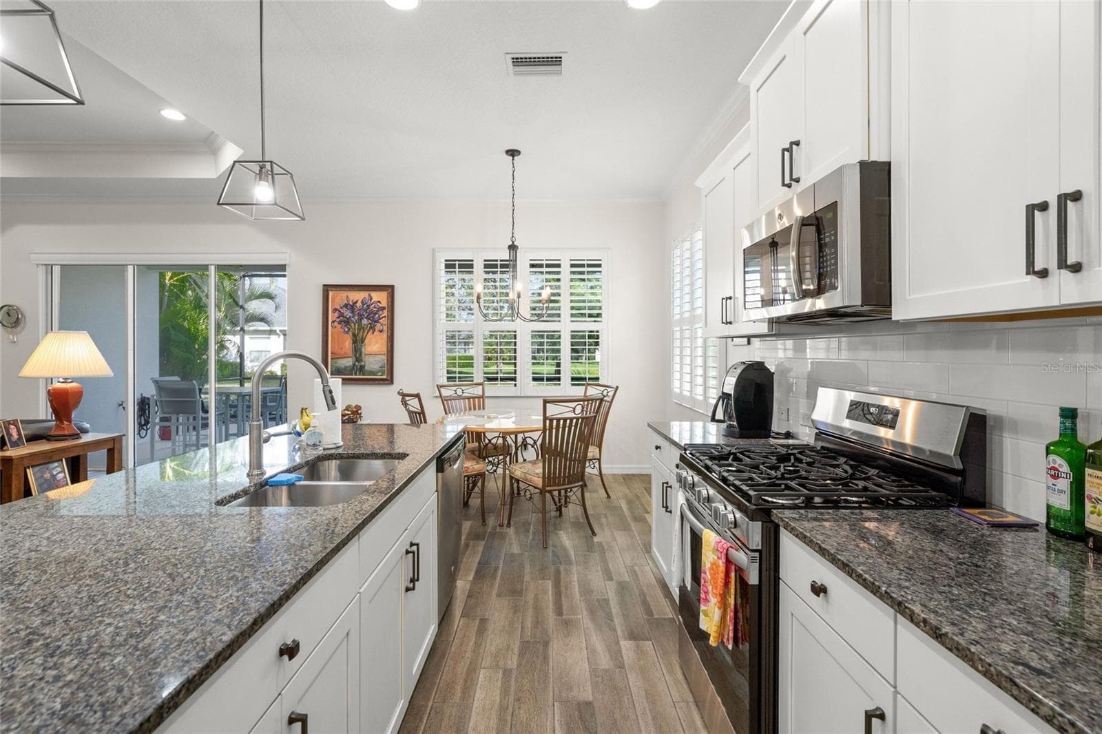 Single Family Residence at 11711 GRAMERCY PARK AVE, BRADENTON, photo 8 of 58