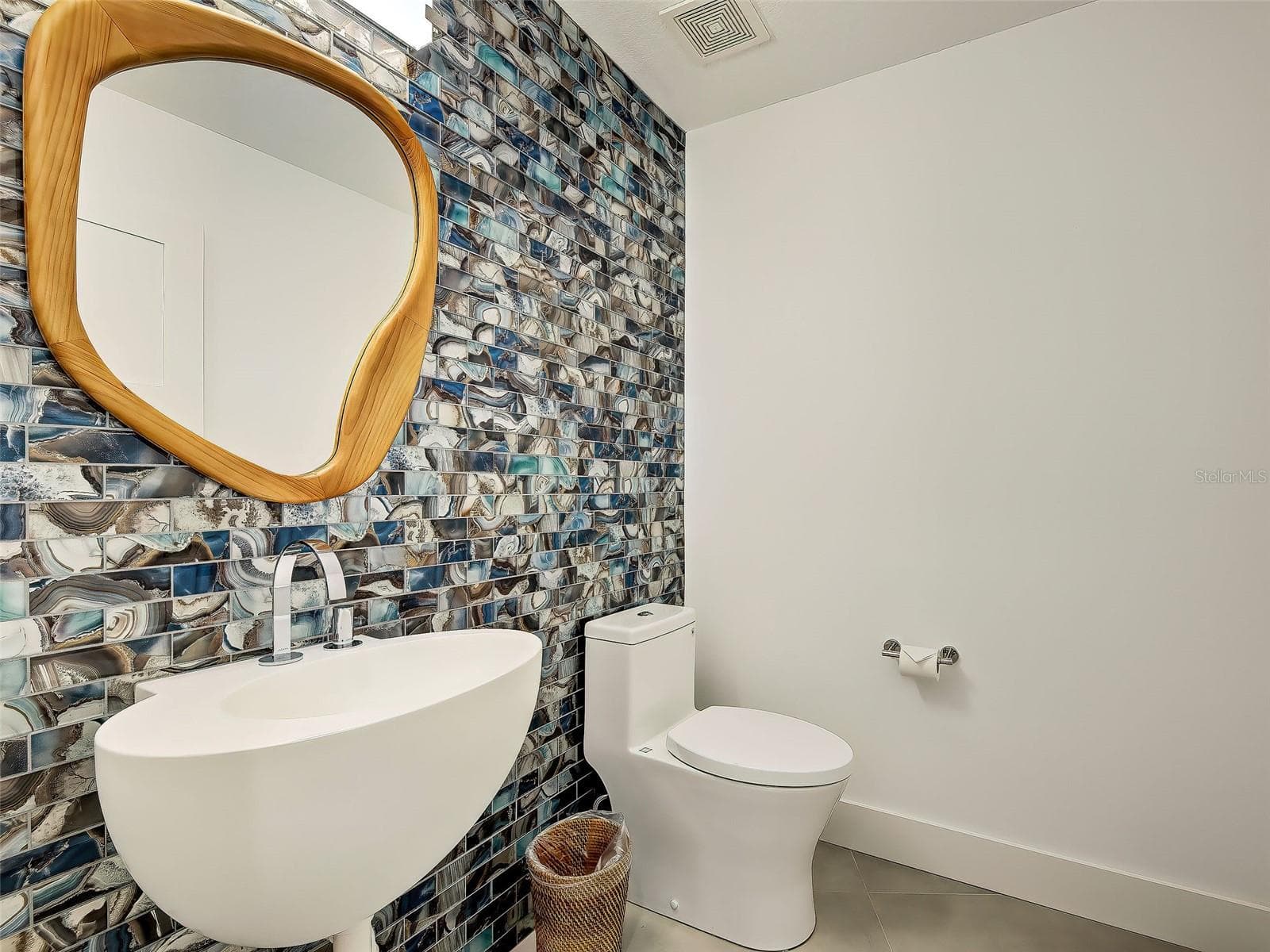 Condominium at 516 TAMIAMI TRL S #201, NOKOMIS, photo 7 of 60