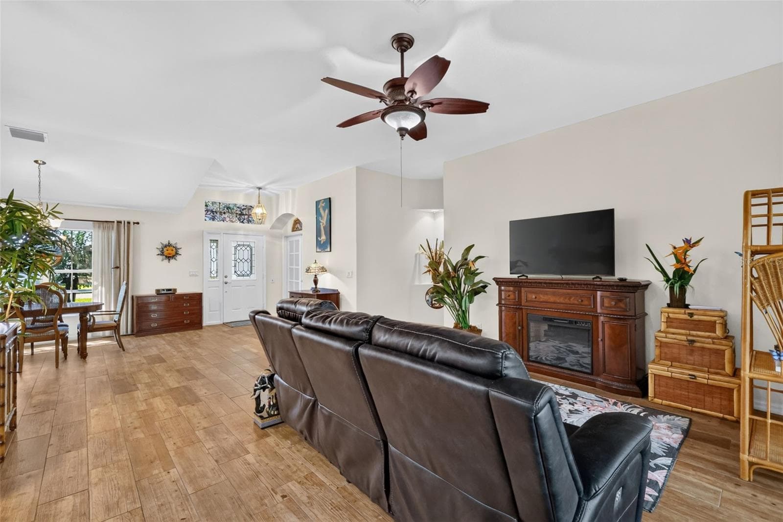 Living and Dining Rooms - 6121 HUNTERS RIDGE AVE, LEESBURG