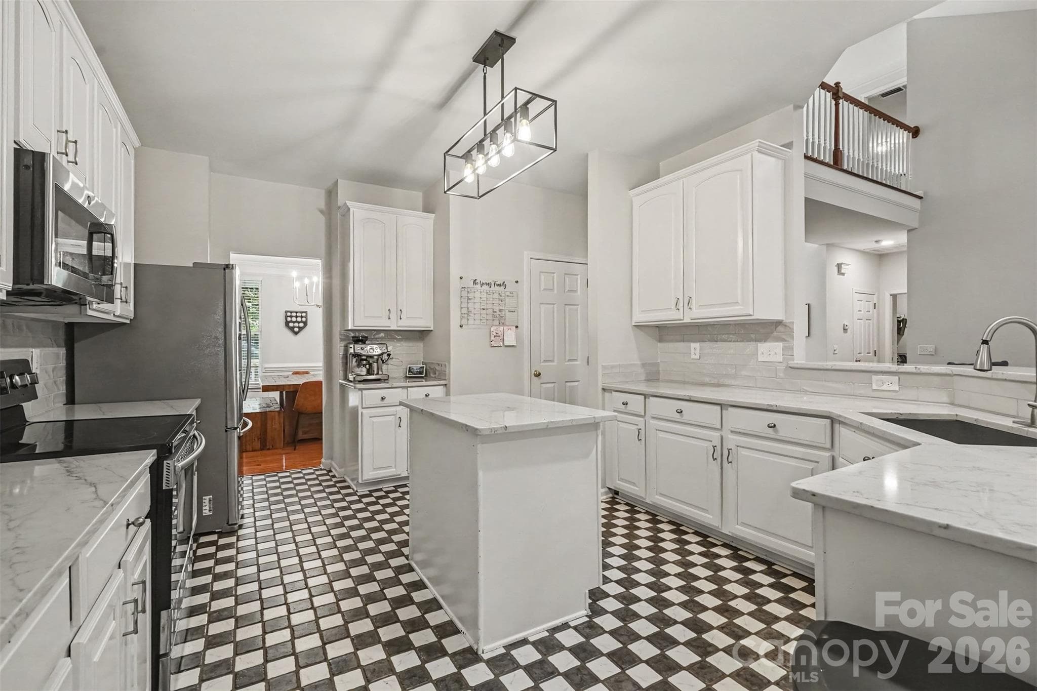 Single Family Residence at 8610 Ellington Park Drive, Charlotte, photo 12 of 29