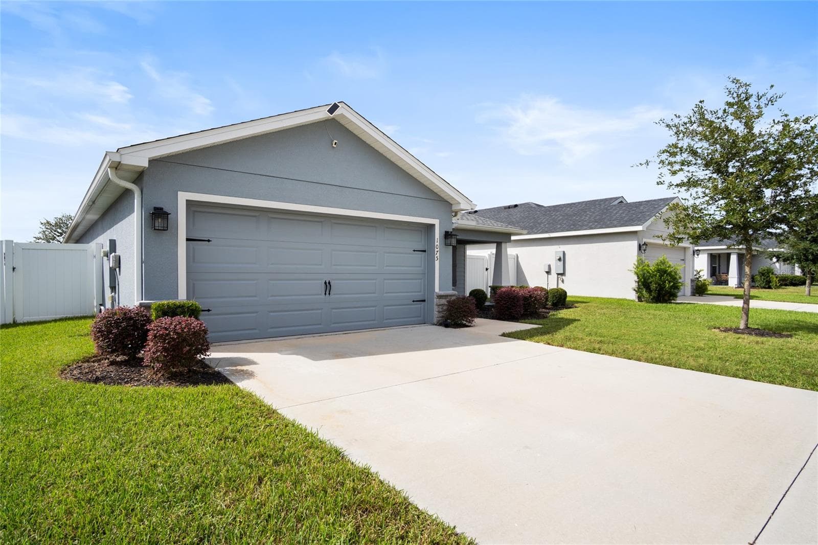 Single Family Residence at 1075 TROPEA LN, AUBURNDALE, photo 2 of 35