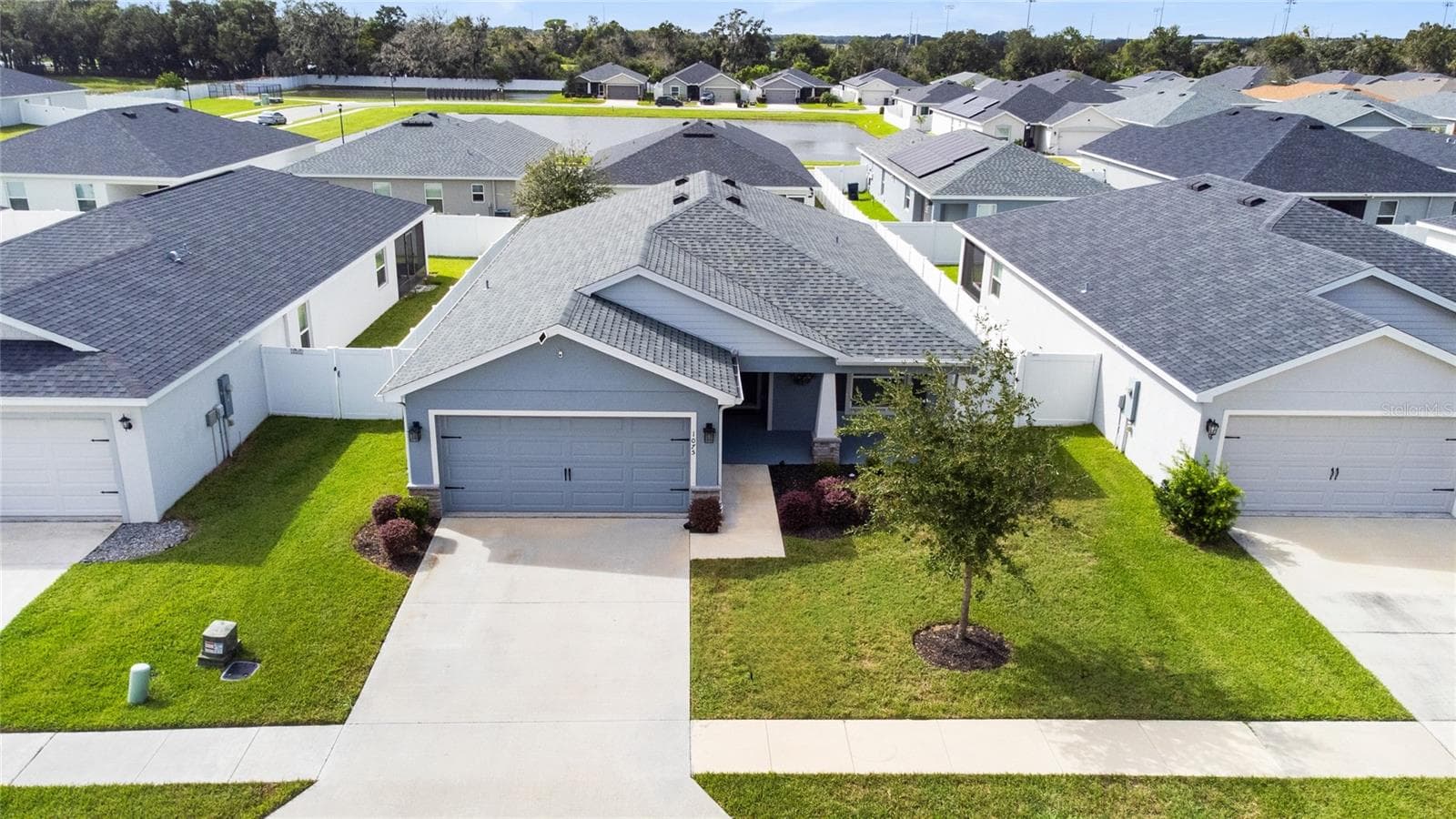 Single Family Residence at 1075 TROPEA LN, AUBURNDALE, photo 6 of 35