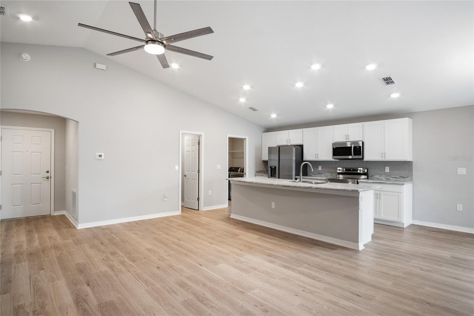 Single Family Residence at 1075 TROPEA LN, AUBURNDALE, photo 12 of 35