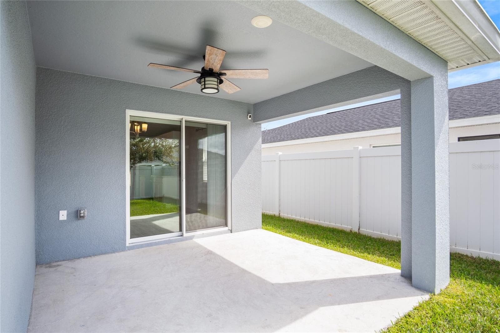 Rear Porch - 1075 TROPEA LN, AUBURNDALE