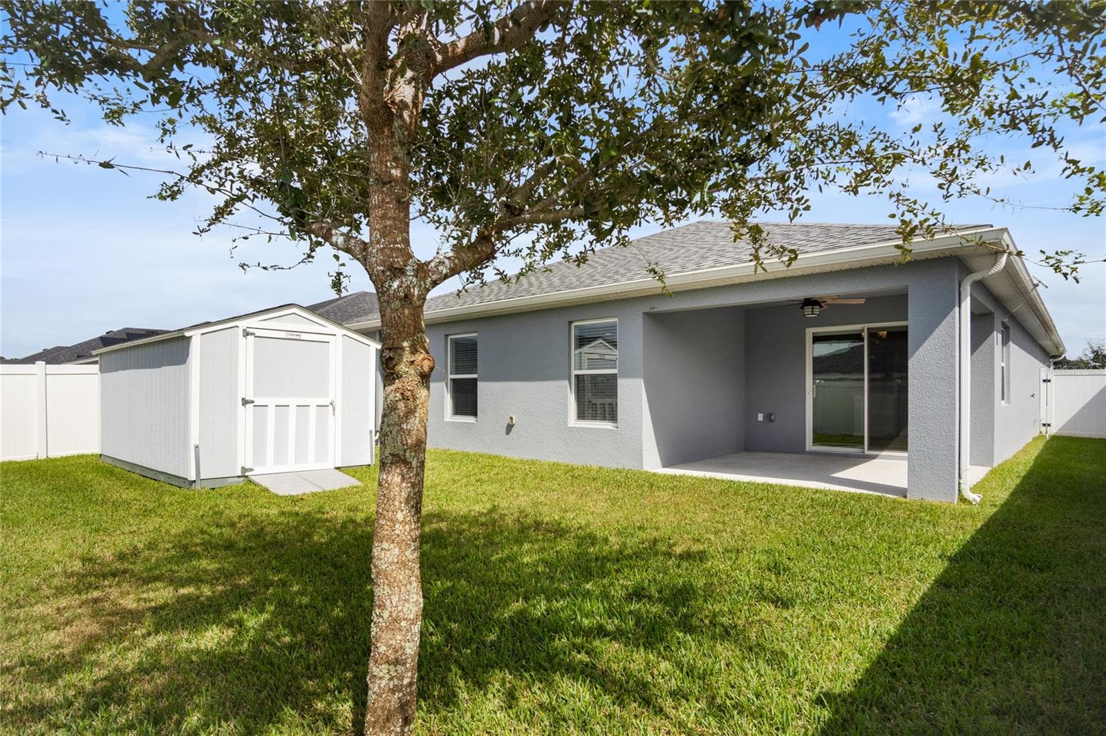 Fenced Back Yard - 1075 TROPEA LN, AUBURNDALE