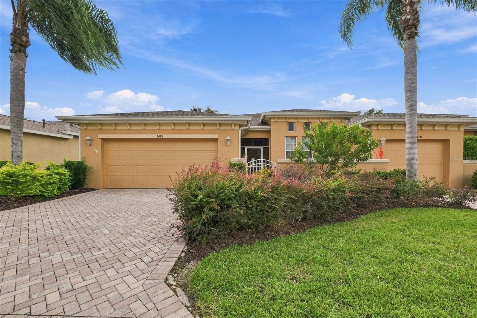 Welcome to Florida Living! - 2418 KENSINGTON GREENS DR #9, SUN CITY CENTER