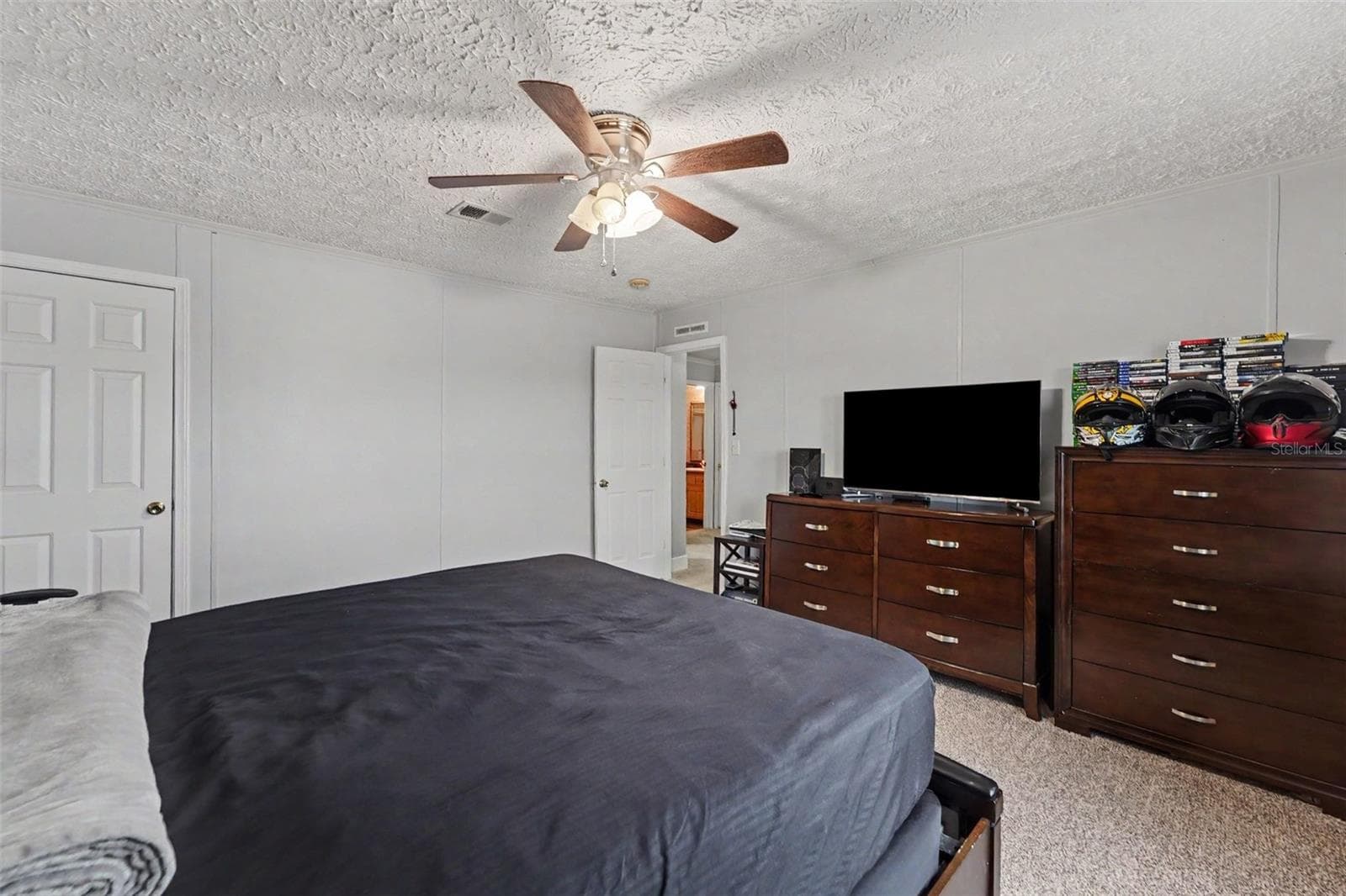 Manufactured Home at 8043 TOWER ST, BROOKSVILLE, photo 21 of 31