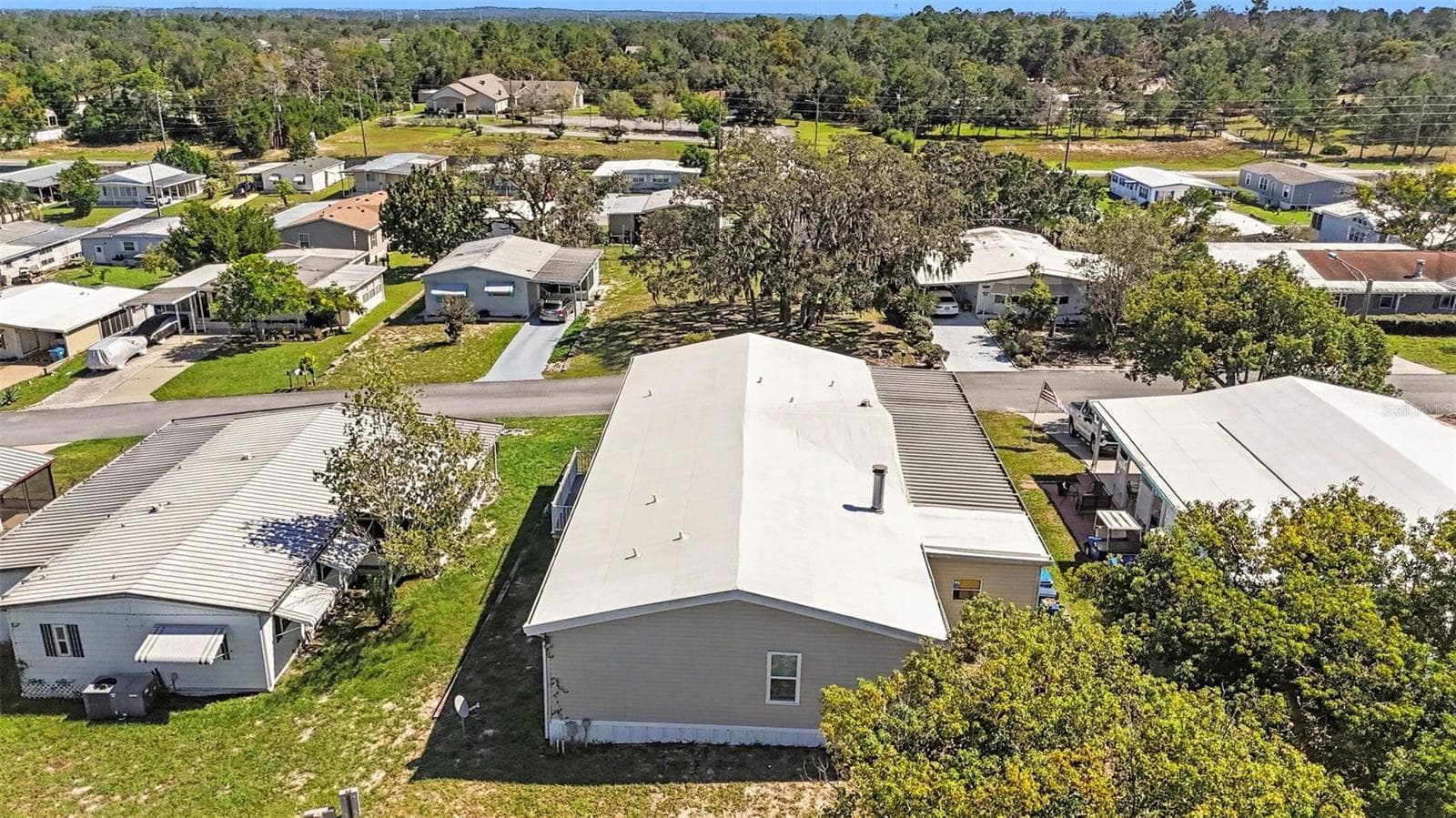 Manufactured Home at 8043 TOWER ST, BROOKSVILLE, photo 26 of 31