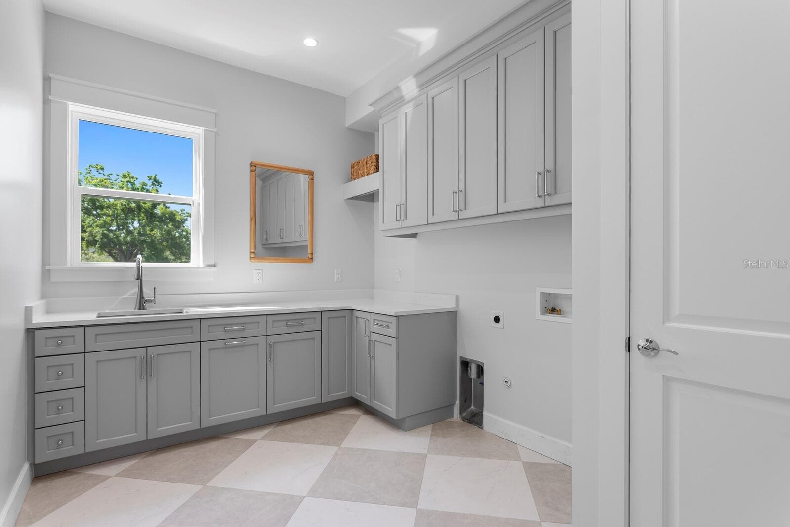 Single Family Residence at 2312 S OCCIDENT ST, TAMPA, photo 16 of 52