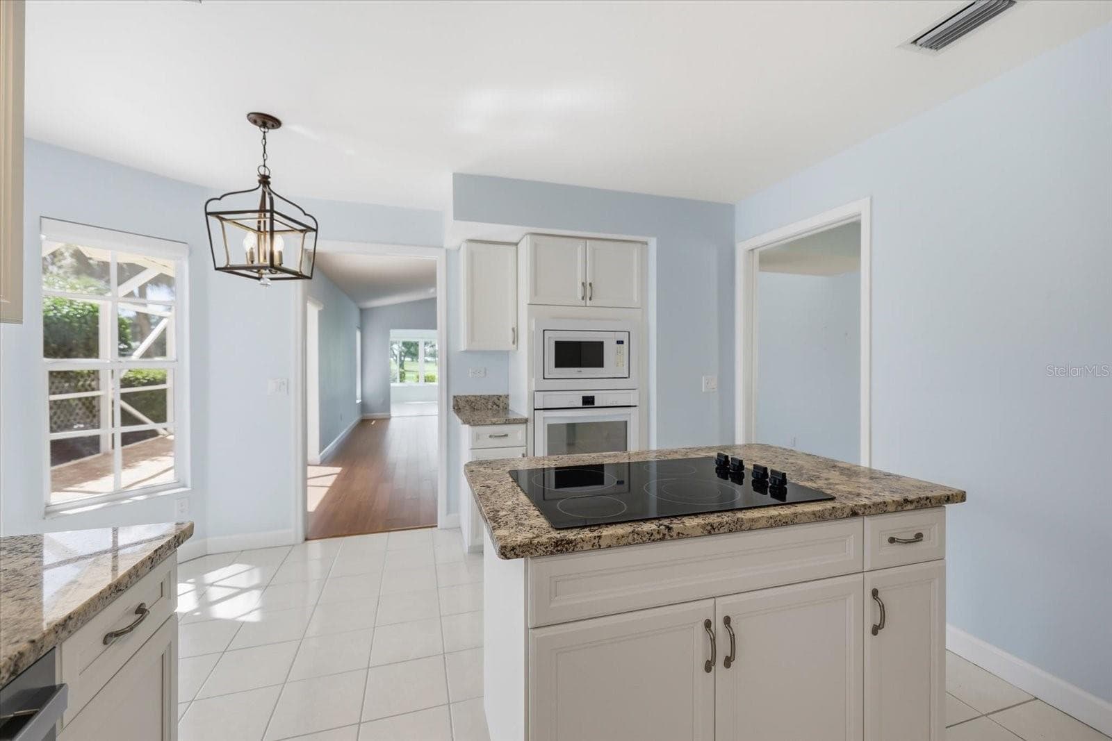 Villa at 522 CLUBSIDE CIR #10, VENICE, photo 5 of 43