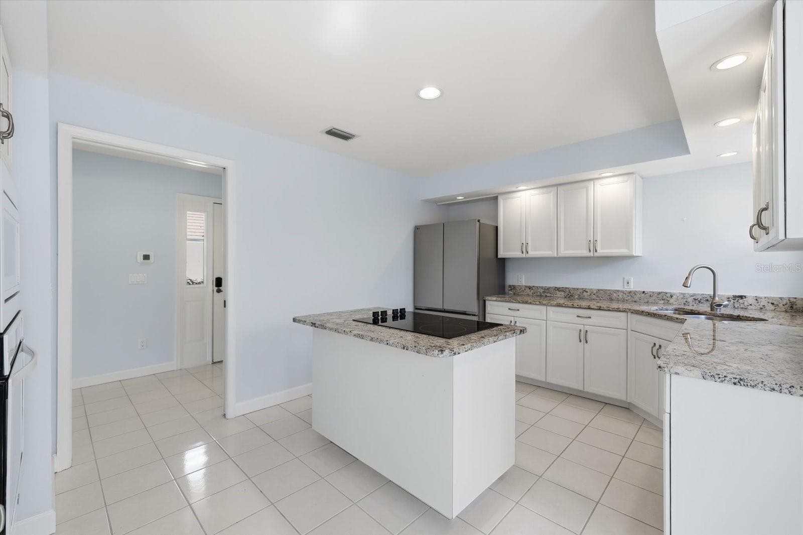 Villa at 522 CLUBSIDE CIR #10, VENICE, photo 6 of 43