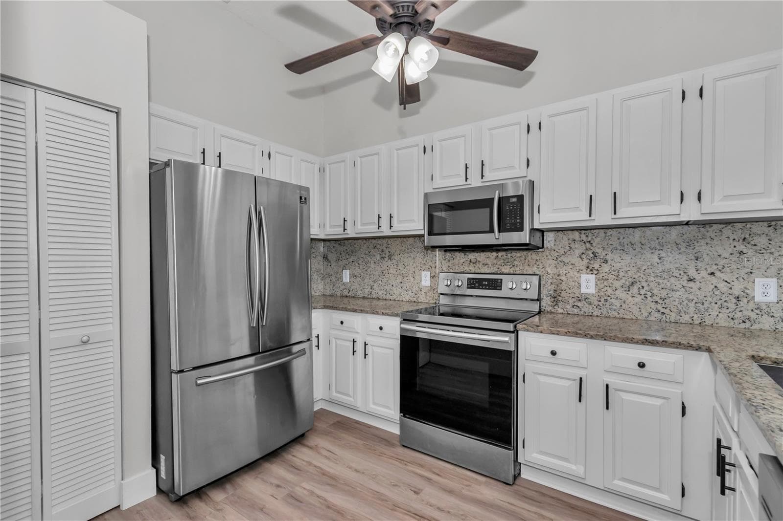 Single Family Residence at 5 HICKORY LOOP, OCALA, photo 14 of 46