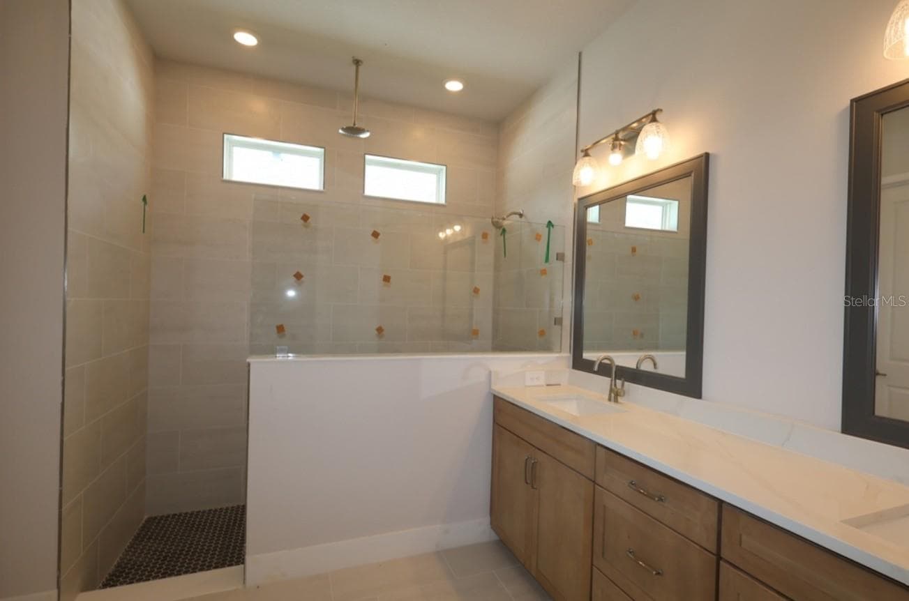 Owner's Bath **Under Construction - 6815 HERON MEADOW DR, SARASOTA