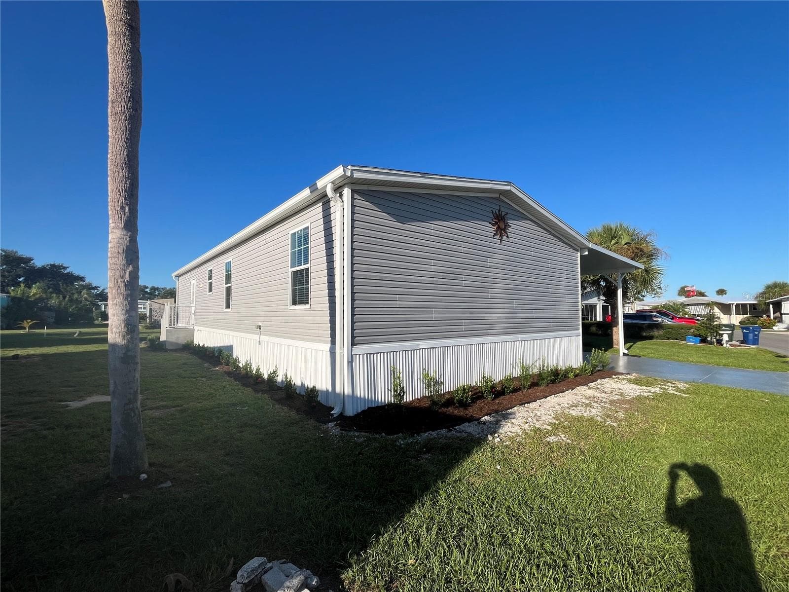 Manufactured Home at 214 COMO DR, VENICE, photo 8 of 58