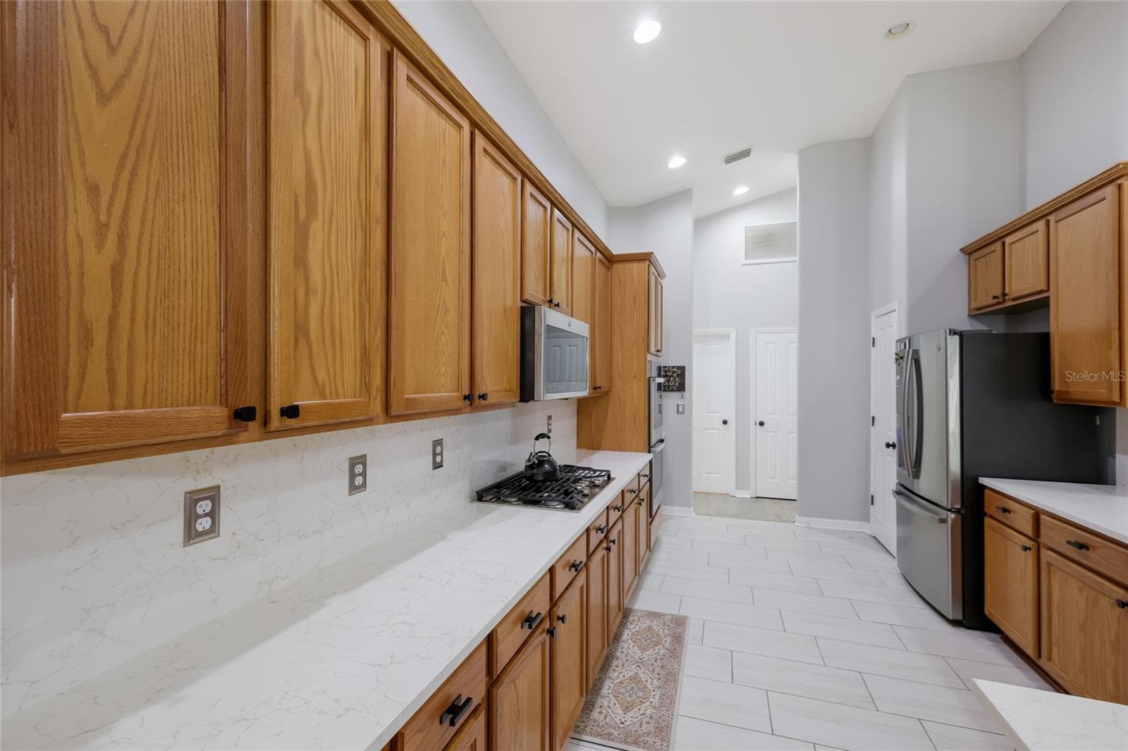 Single Family Residence at 7625 NOTTINGHILL SKY DR, APOLLO BEACH, photo 14 of 42